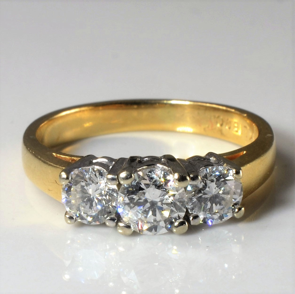 Three Stone Diamond Ring | 0.95ctw | SZ 6 |
