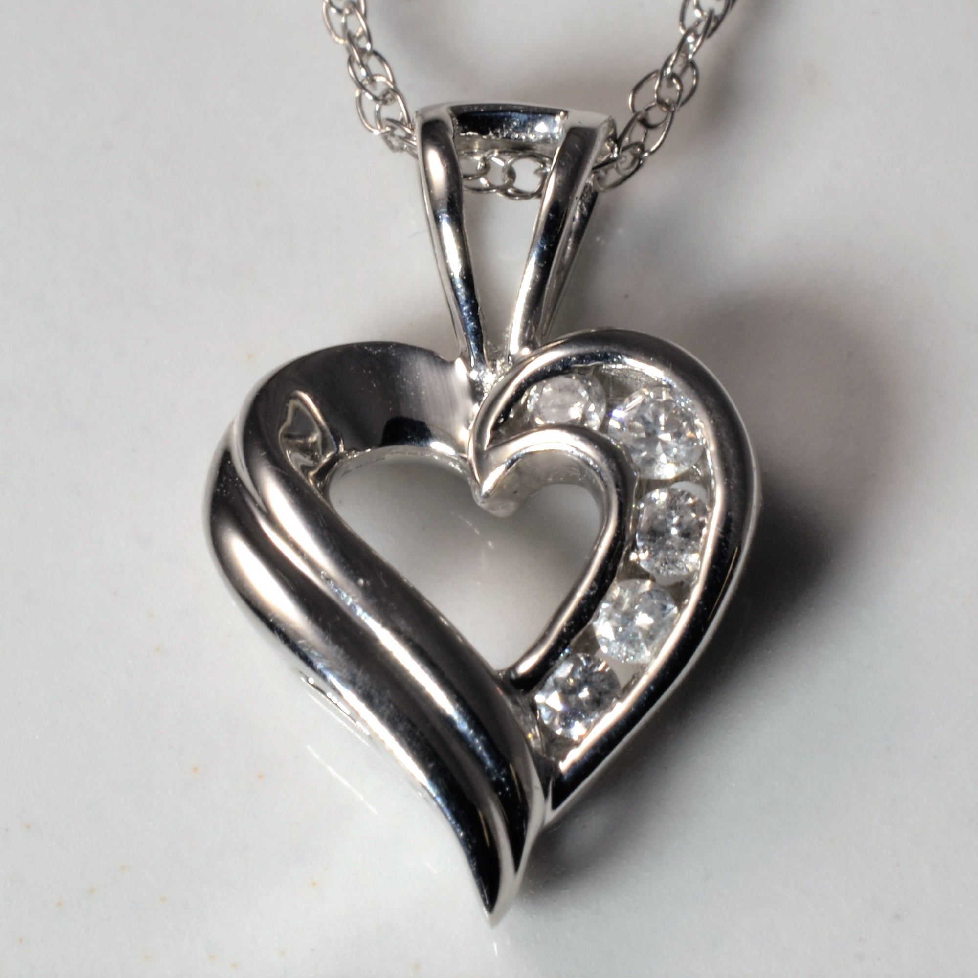 Diamond Heart Necklace | 0.08ctw | 16