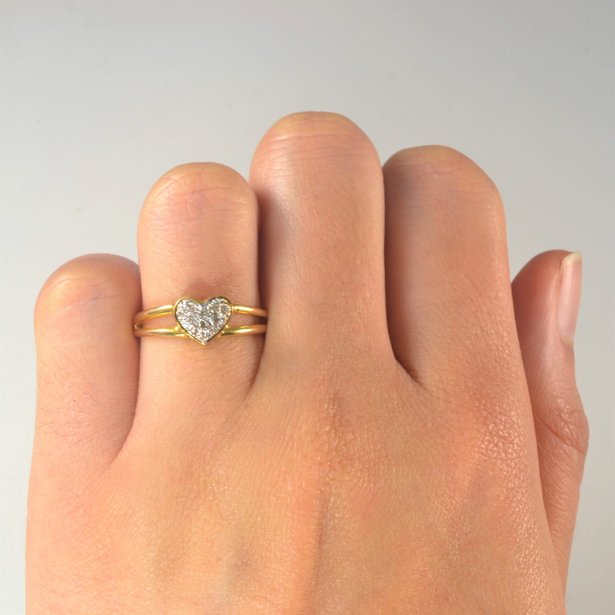 Pave Diamond Heart Ring | 0.11ctw | SZ 6.5 |