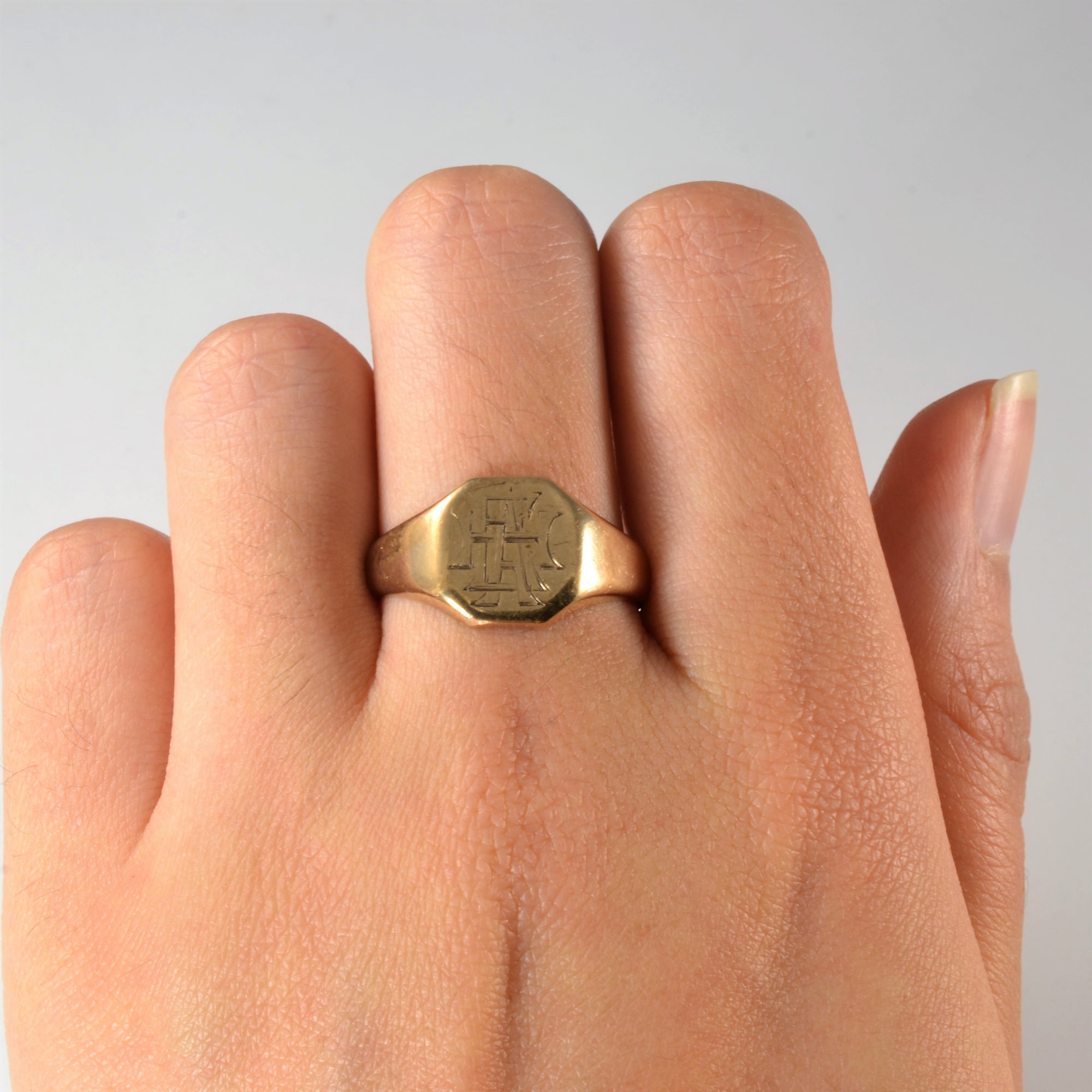 1940s Signet Ring | SZ 9.25 |