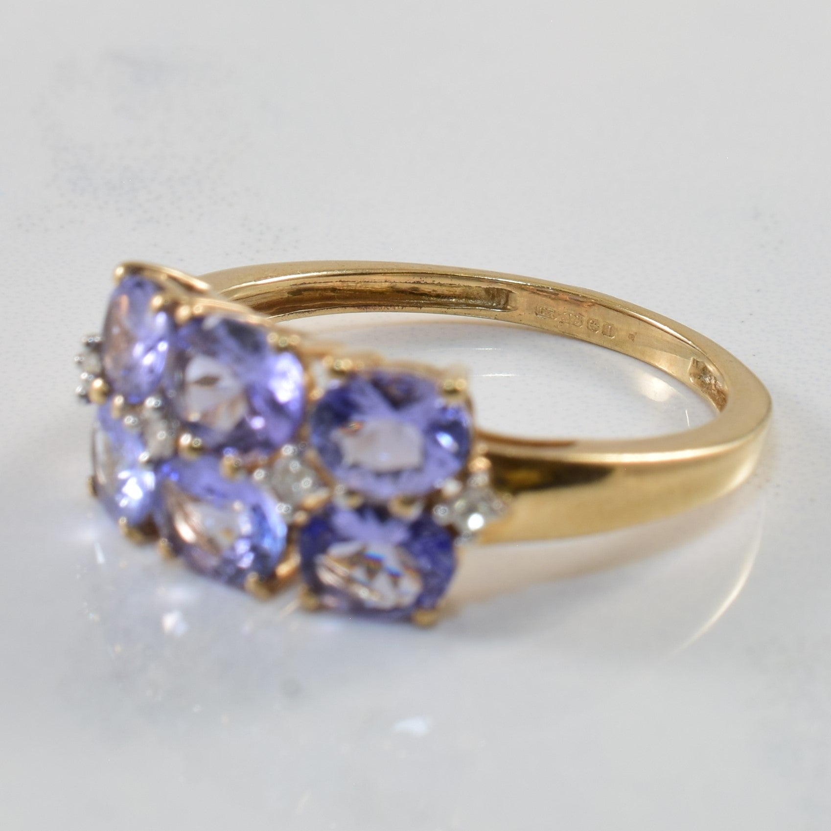 Tanzanite & Diamond Cluster Ring | 1.50ctw, 0.02ctw | SZ 7 |