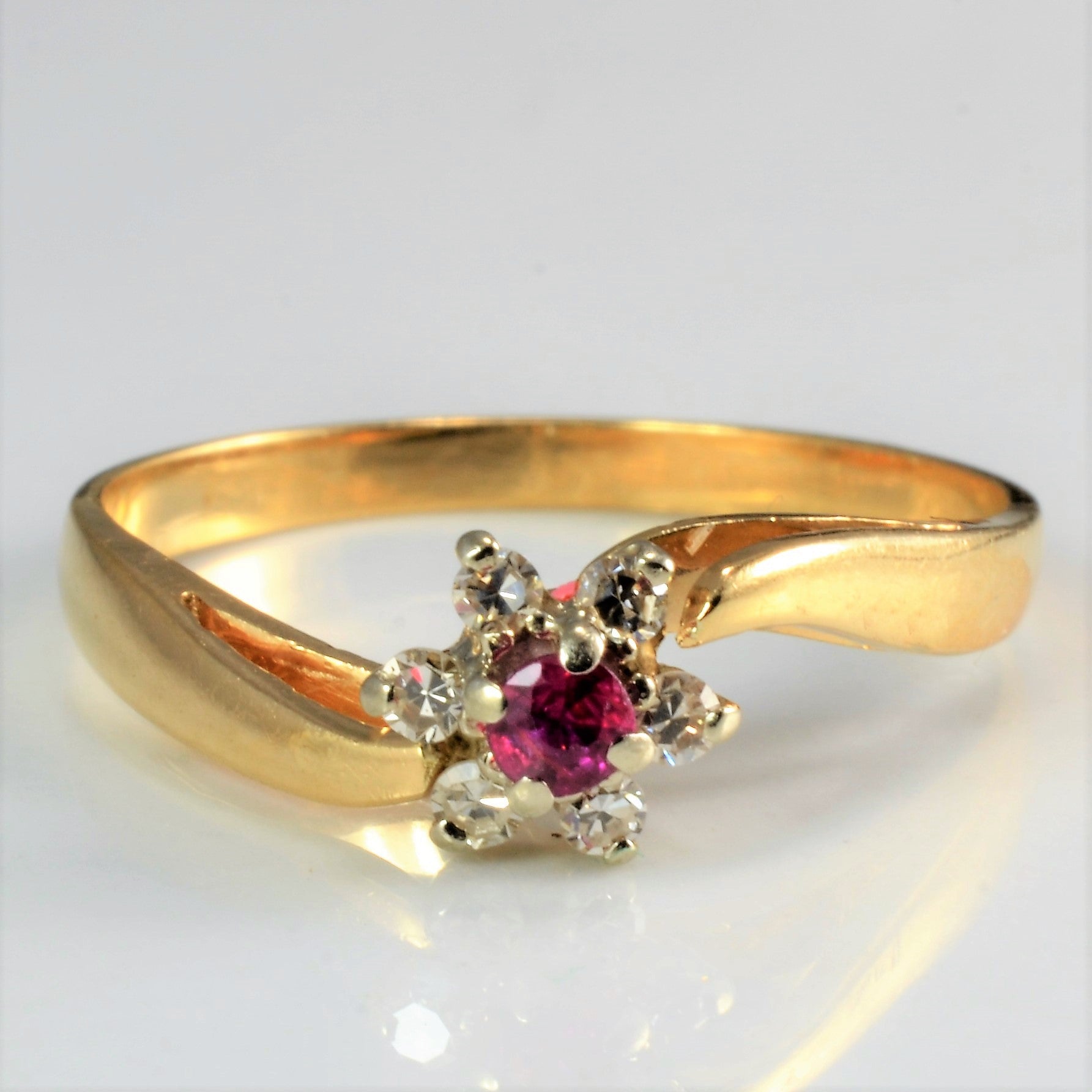 Flower Design Ruby & Diamond Ring | 0.09 ctw, SZ 5.75 |