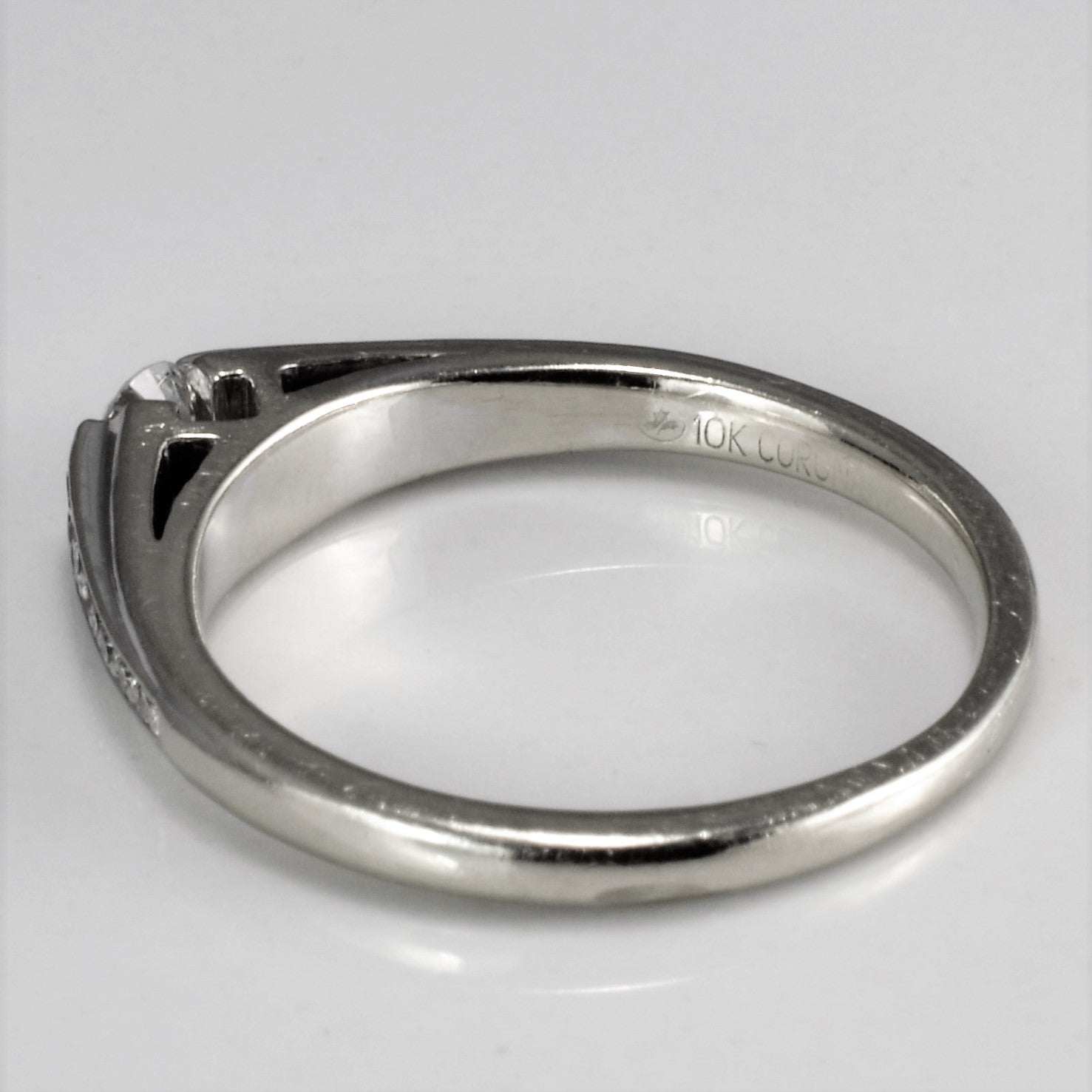 Tapered Diamond Engagement Ring | 0.19 ctw, SZ 5.5 |