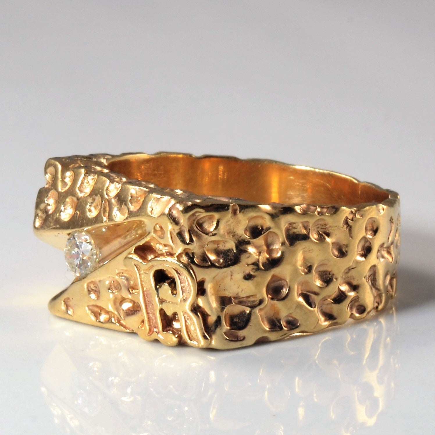 Diamond 'R' Ring | 0.15ct | SZ 10 |