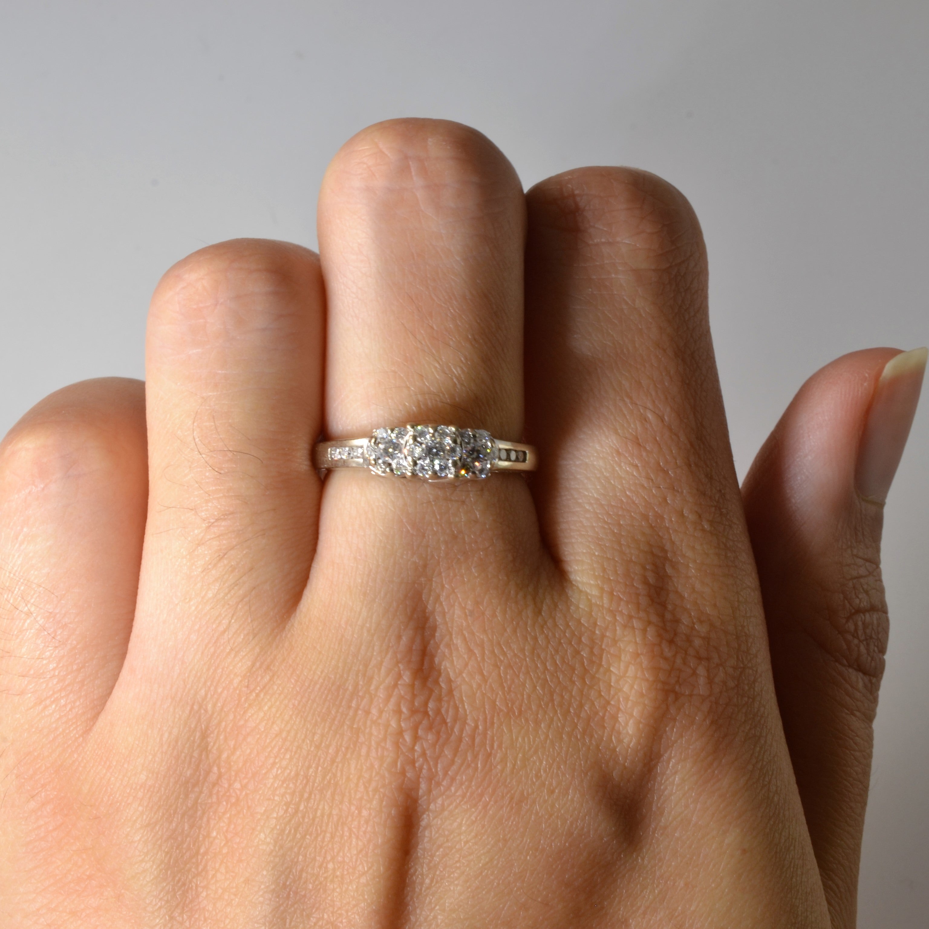 Triple Cluster Diamond Ring | 0.27ctw | SZ 6 |