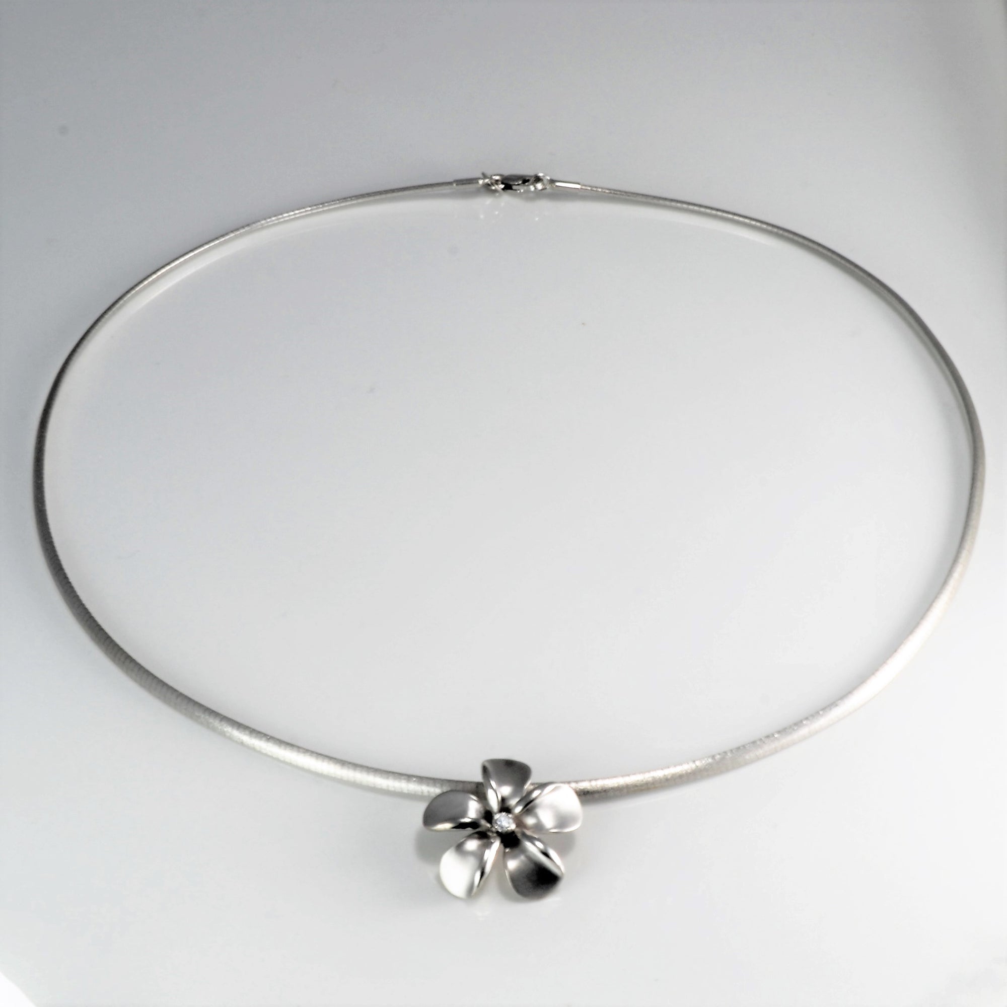 Snake Chain Diamond Flower Pendant Necklace | 0.05 ct, 16''|