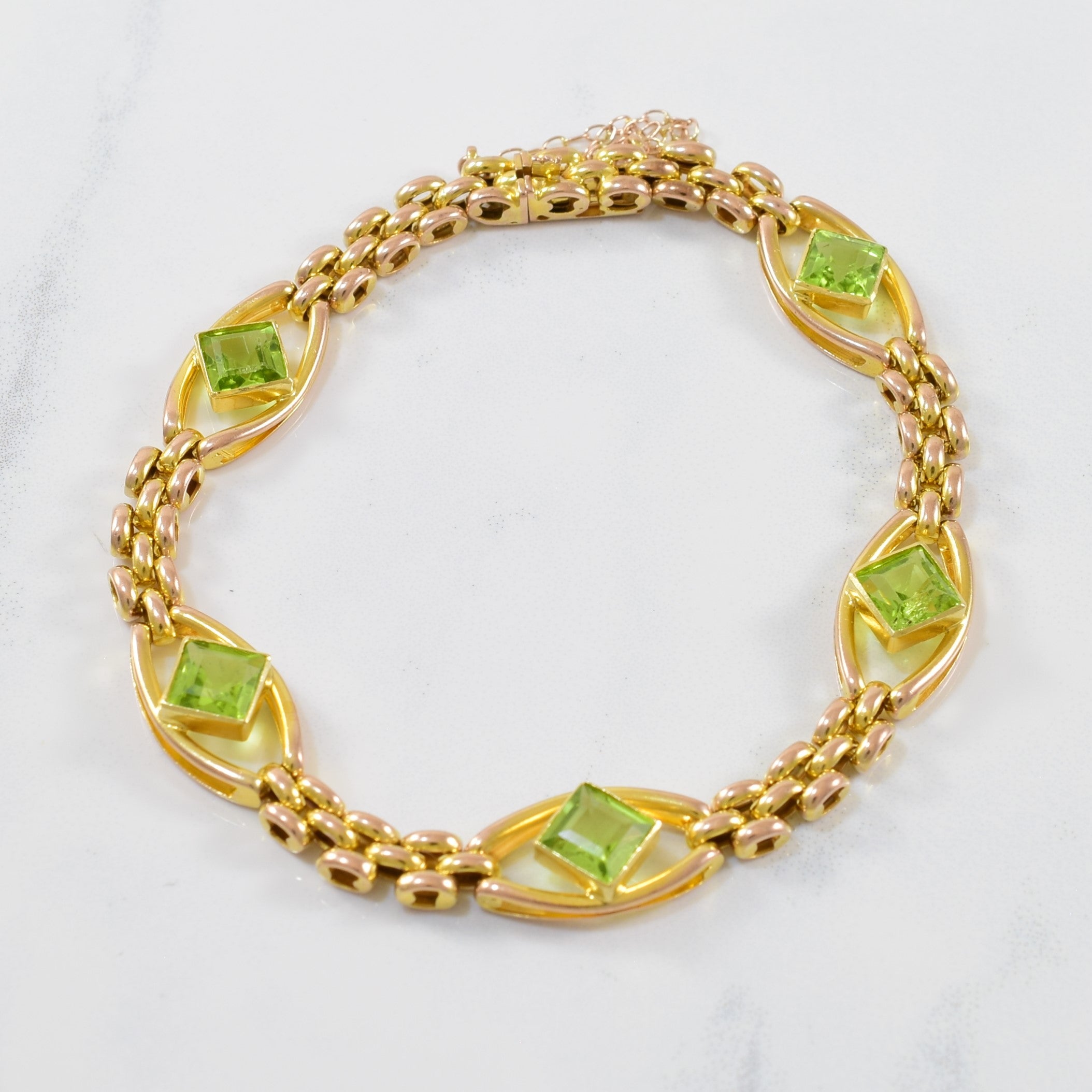 Late Victorian Era Peridot Bracelet | 4.25ctw | 7" |