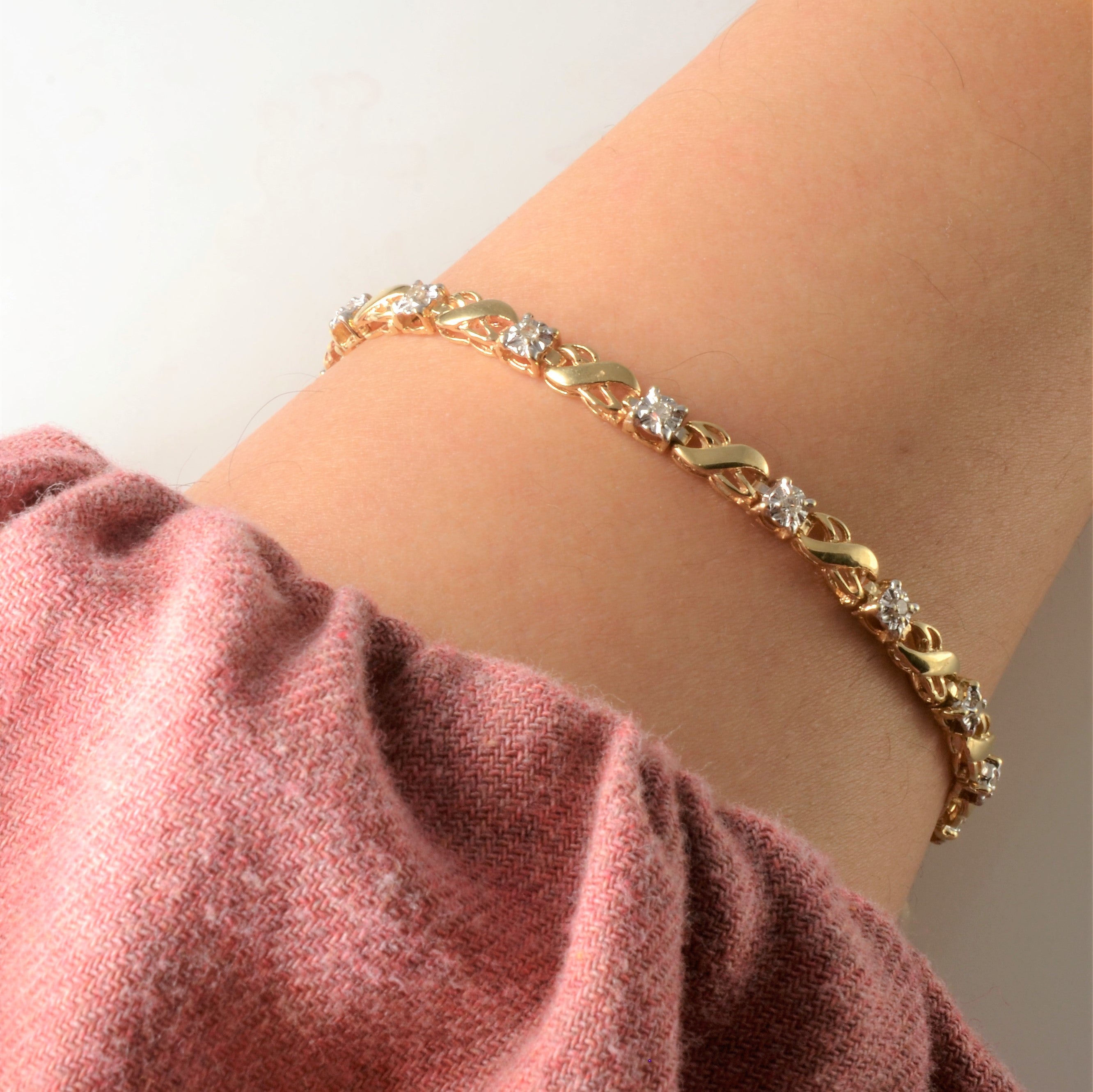 Crossover Diamond Chain Bracelet | 0.24ctw | 7"|