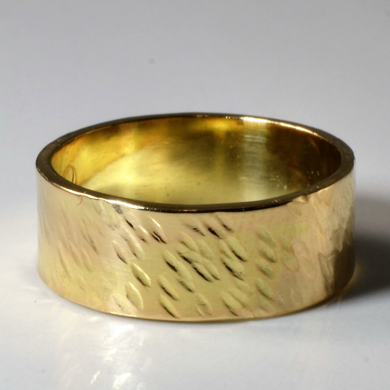 Textured Yellow Gold Band | SZ 7.5 |