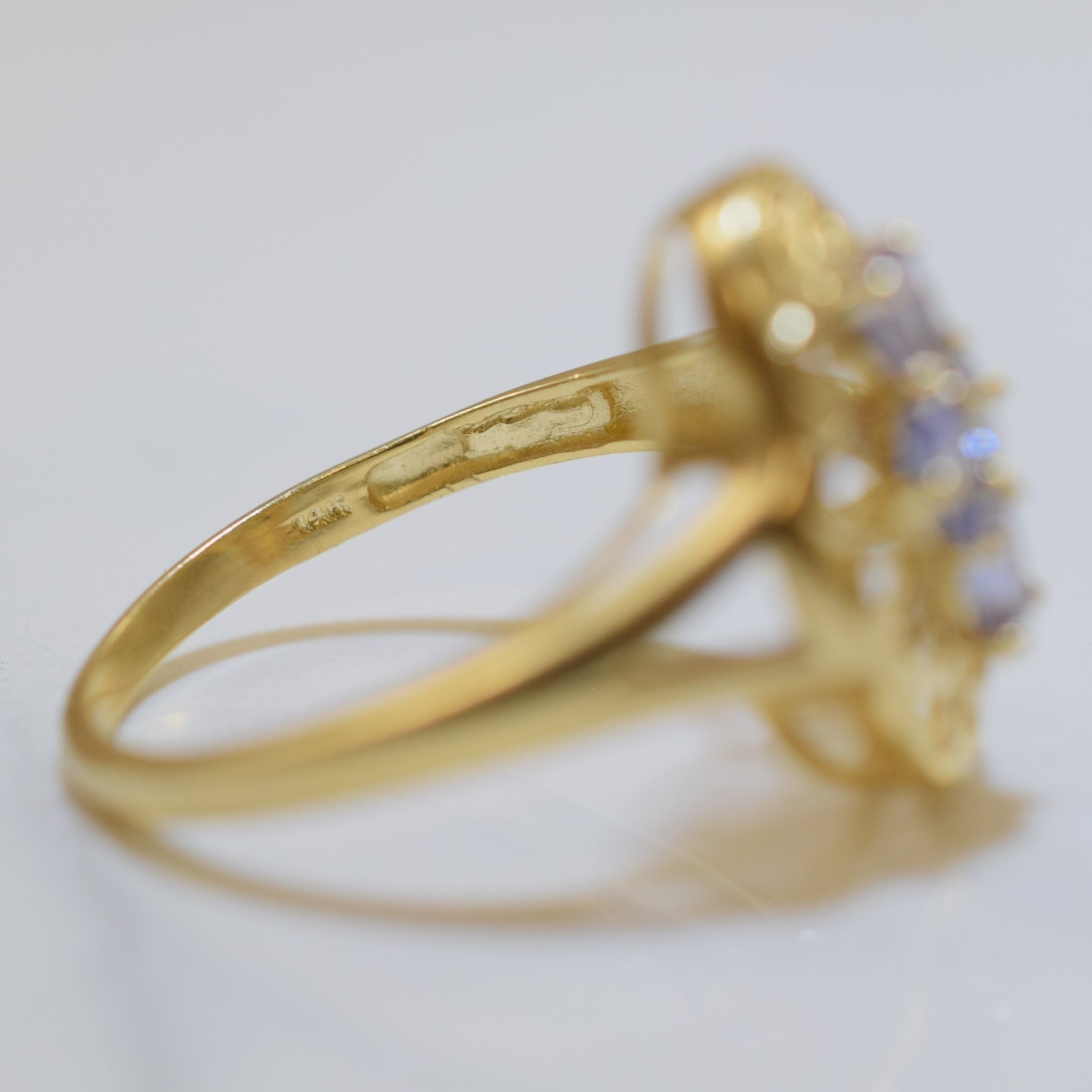 Tanzanite Cocktail Ring | 0.72ct | SZ 9 |