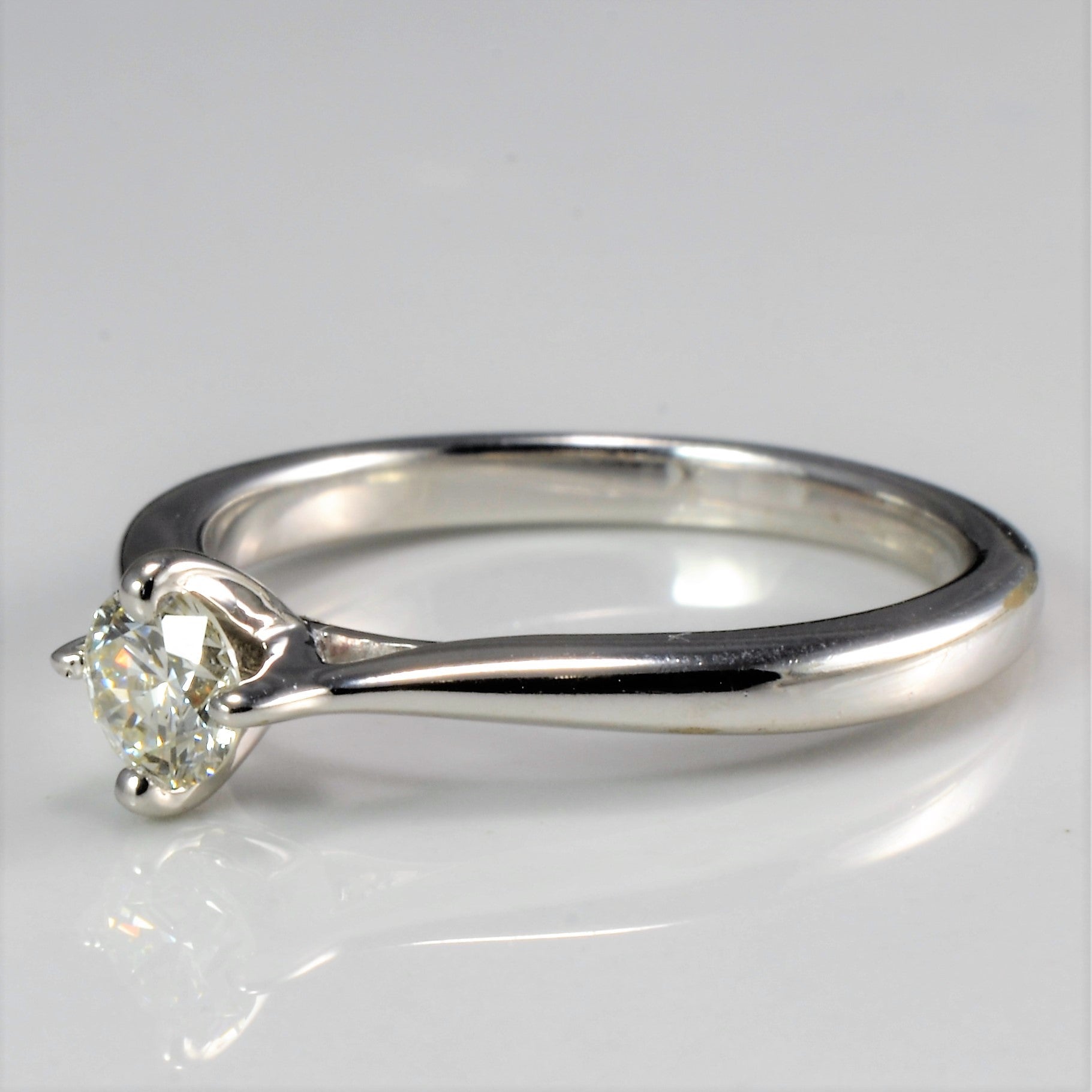 Solitaire Diamond Petite Engagement Ring | 0.21 ct, SZ 4 |