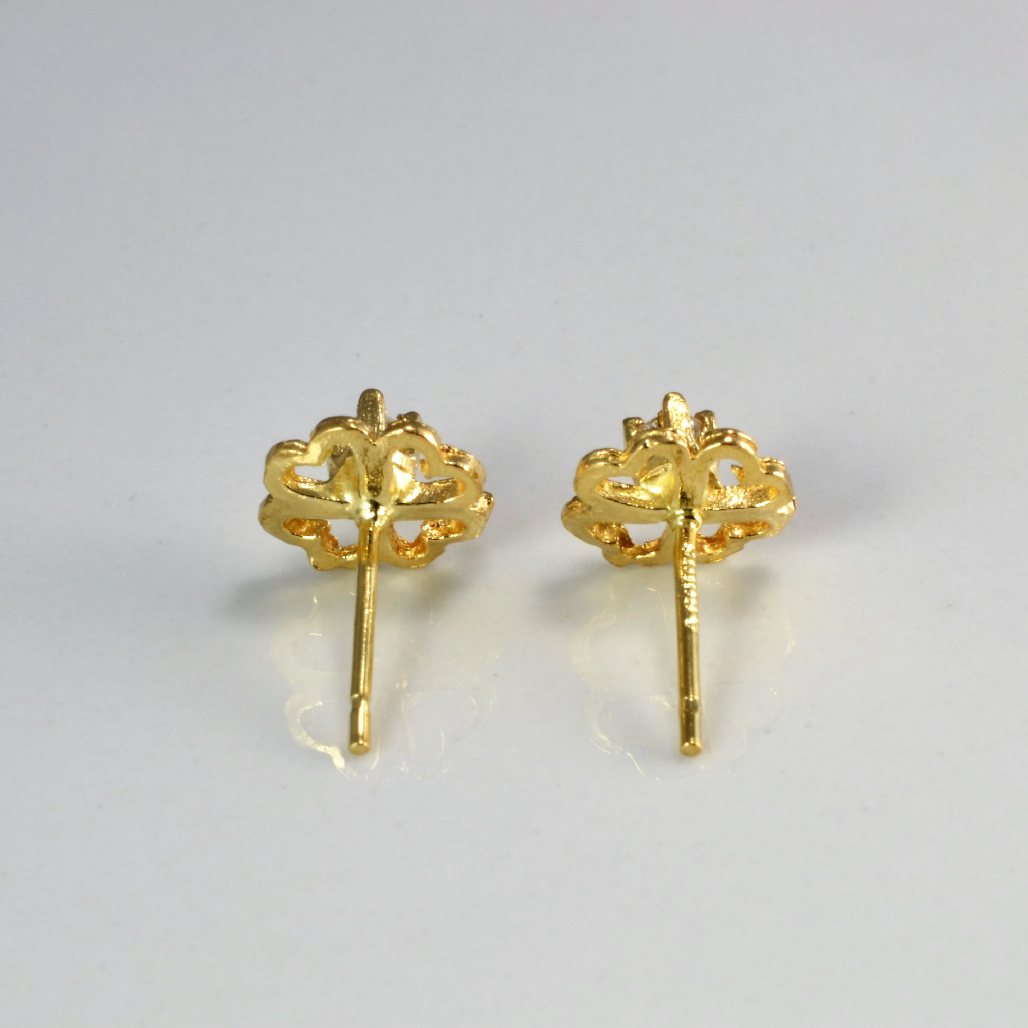 Flower Design Diamond Stud Earrings | 0.08 ctw |