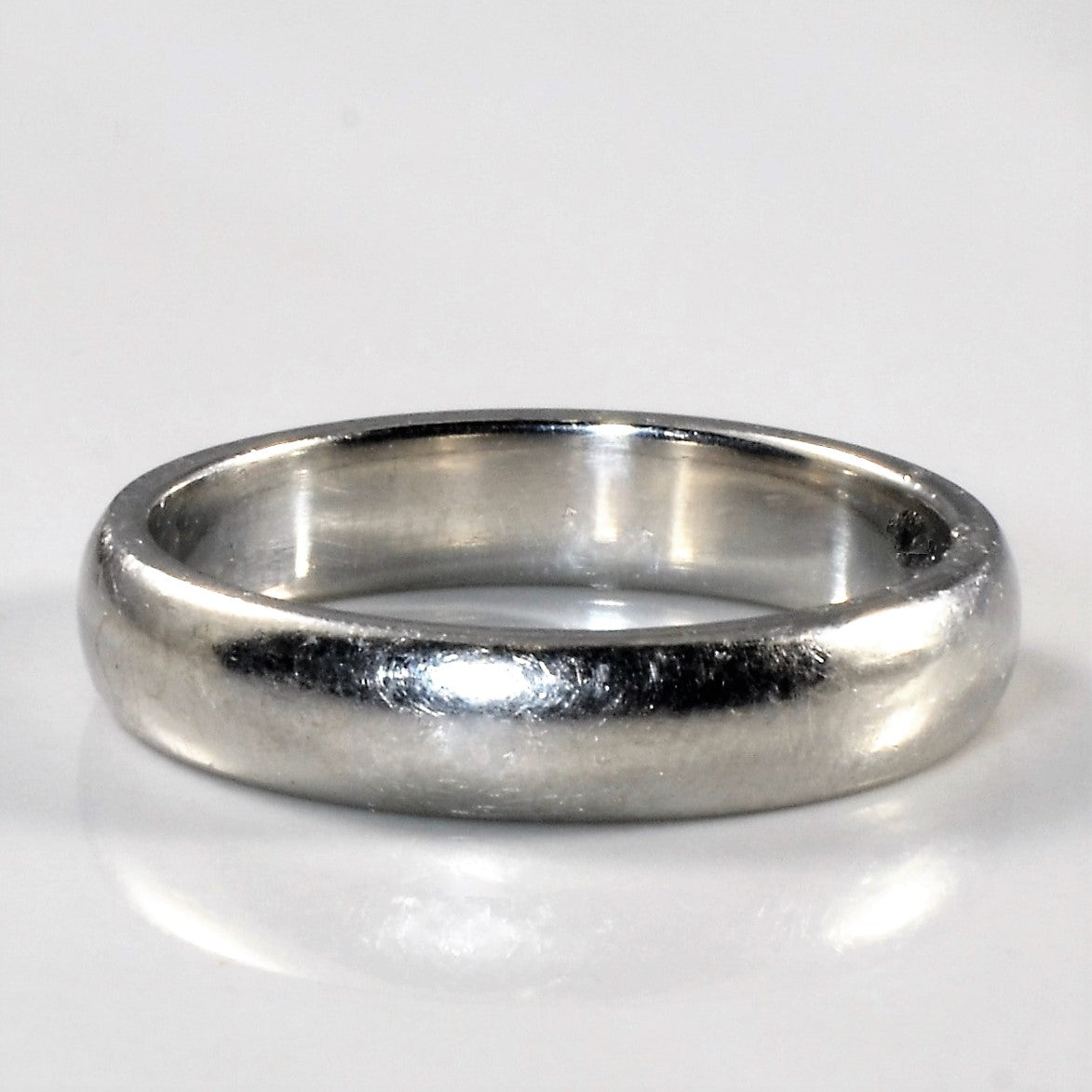 Tiffany & Co.' Classic Platinum Wedding Band | SZ 9 |