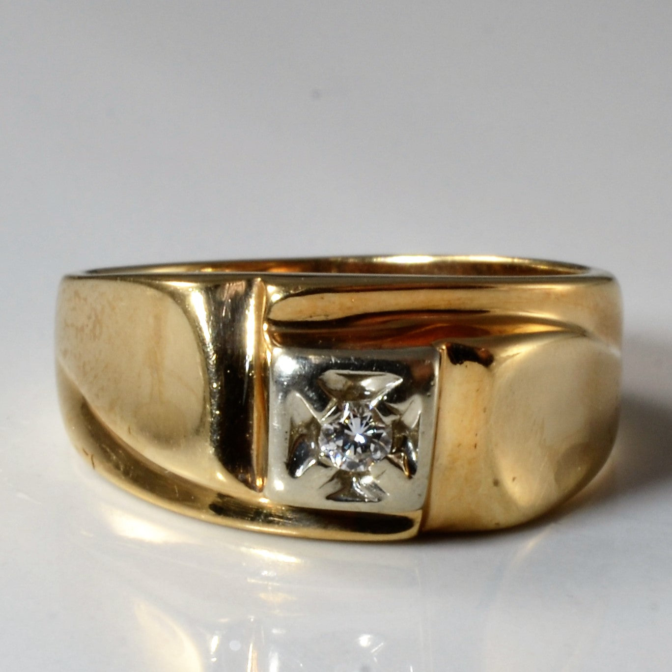 Concave Diamond Swirl Band | 0.07ct | SZ 10.5 |