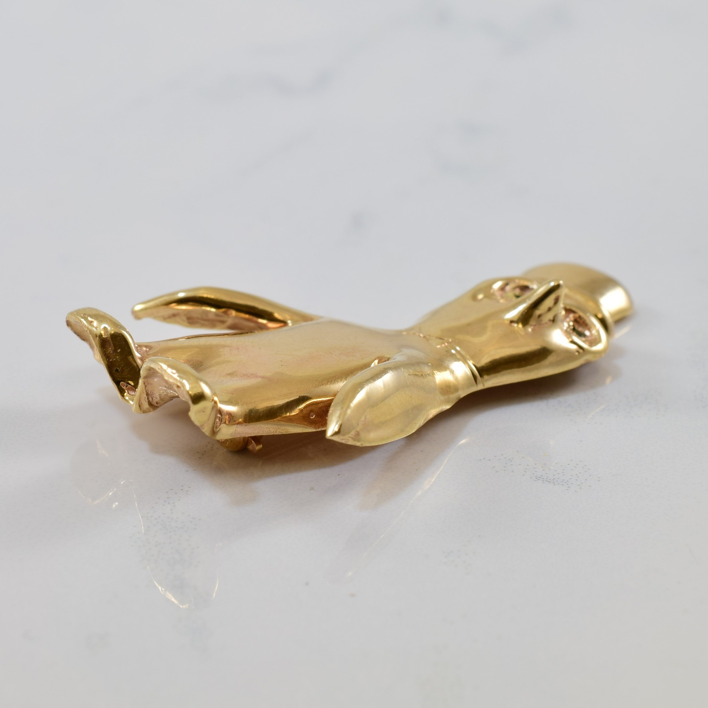 Quartz Eyed Penguin Brooch | 0.02ctw |