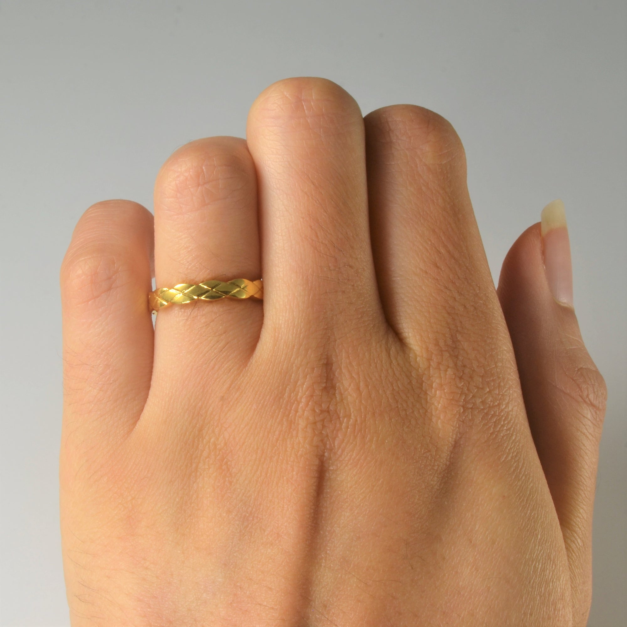Quilted Yellow Gold Band | SZ 4.5 |