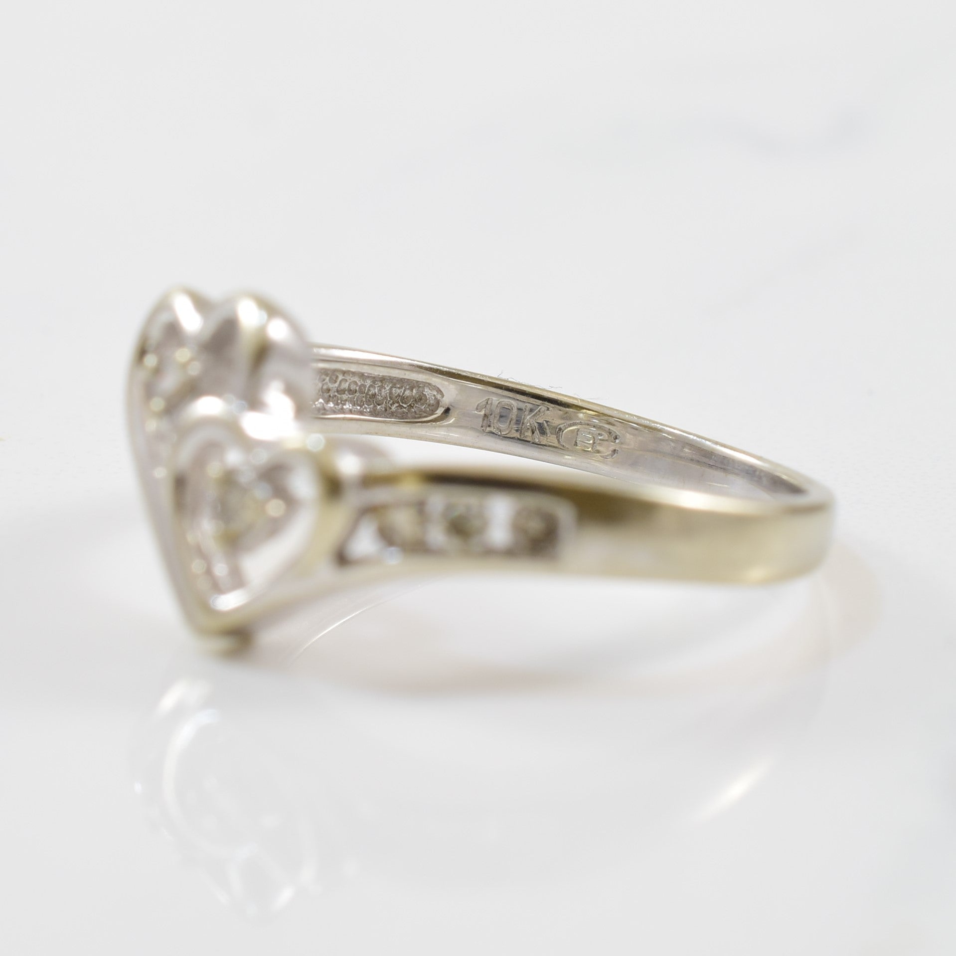 Double Heart Diamond Ring | 0.14ctw | SZ 6.25 |