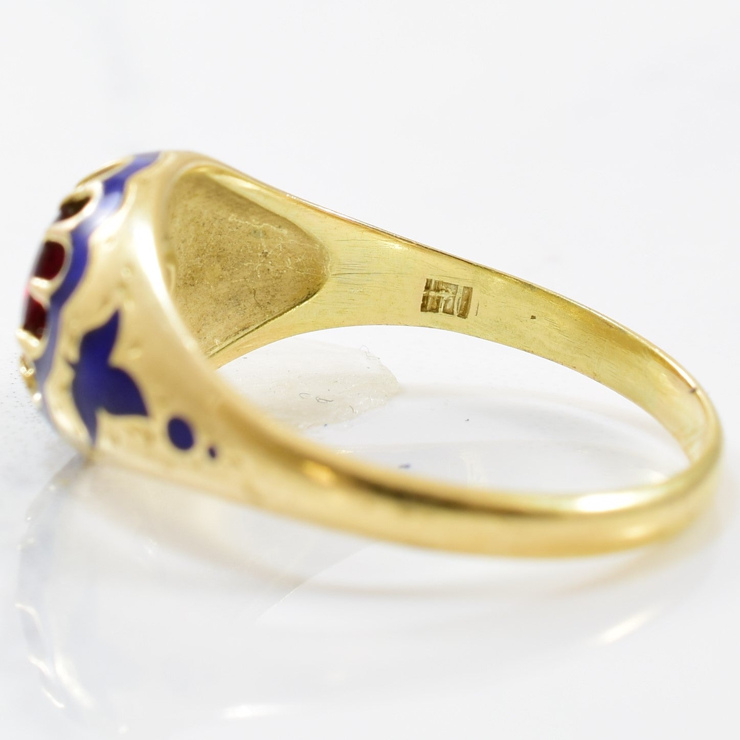 Art Nouveau Garnet & Enamel Ring | 0.80 ct | SZ 8.5 |
