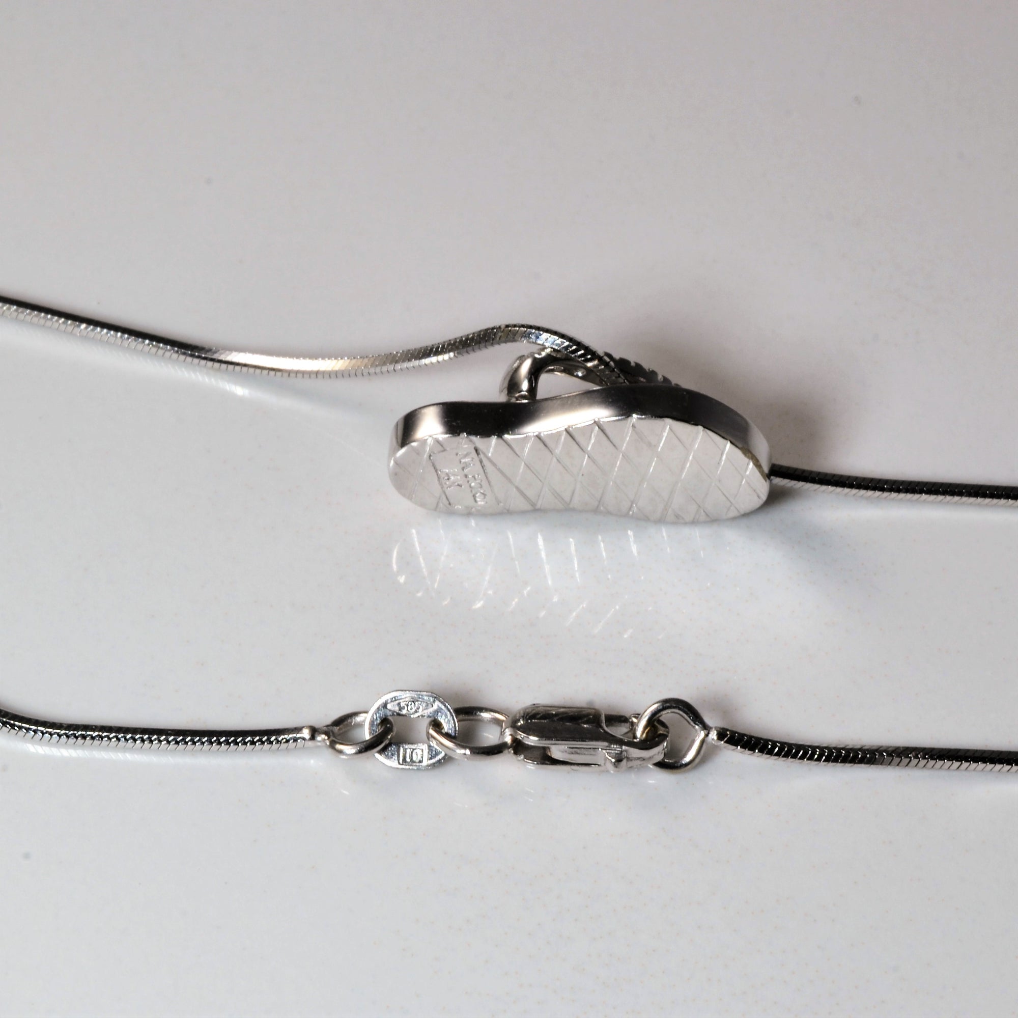 Diamond Slipper Necklace | 0.09ctw | 16