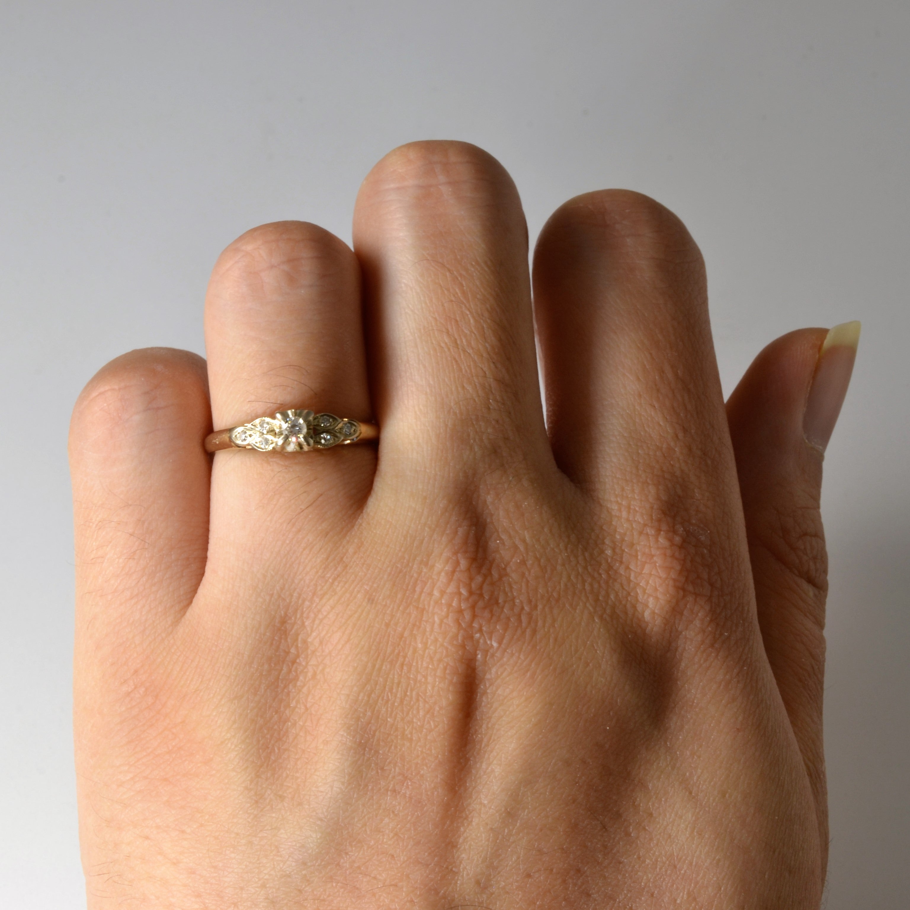 Bague florale en diamant | 0,10 ct | Taille 5,75 | 