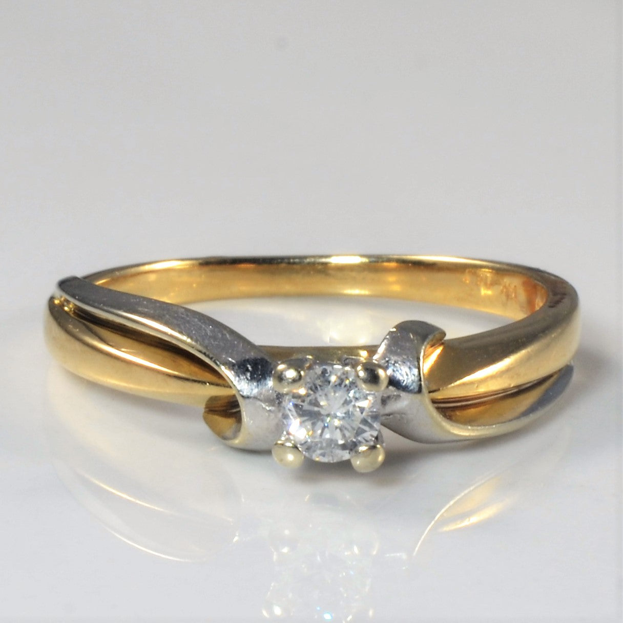 Solitaire Twist Diamond Ring | 0.13ct | SZ 6.75 |