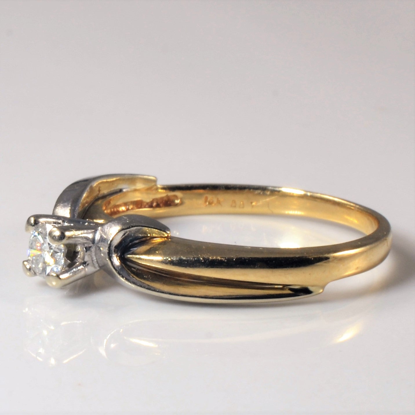 Solitaire Twist Diamond Ring | 0.13ct | SZ 6.75 |