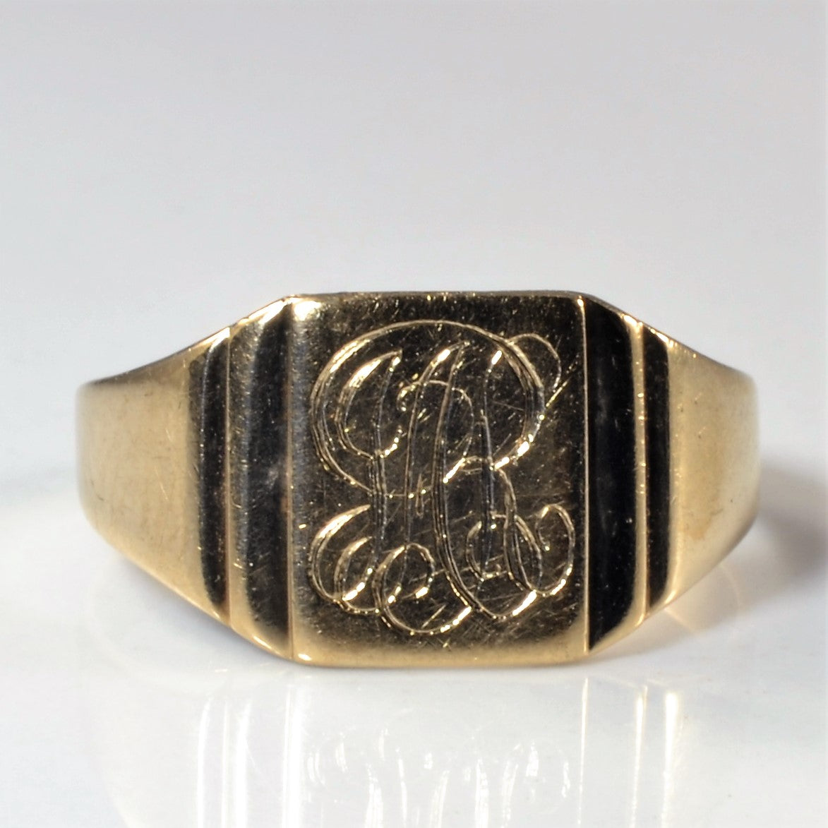 10k Yellow Gold Signet Ring | SZ 5 |
