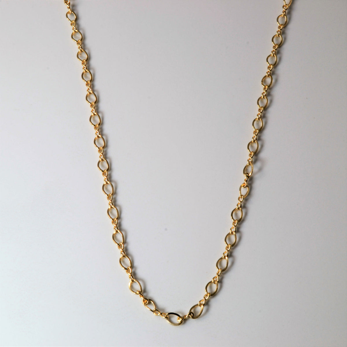 10k Yellow Gold Figure Eight Chain | 18
