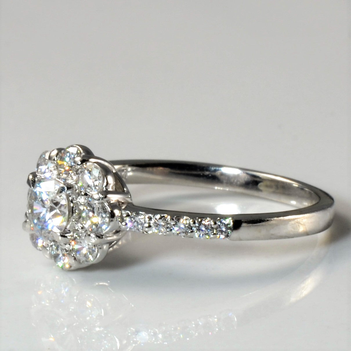 Cluster Diamond Engagement Ring | 0.69ctw | SZ 6.25 |