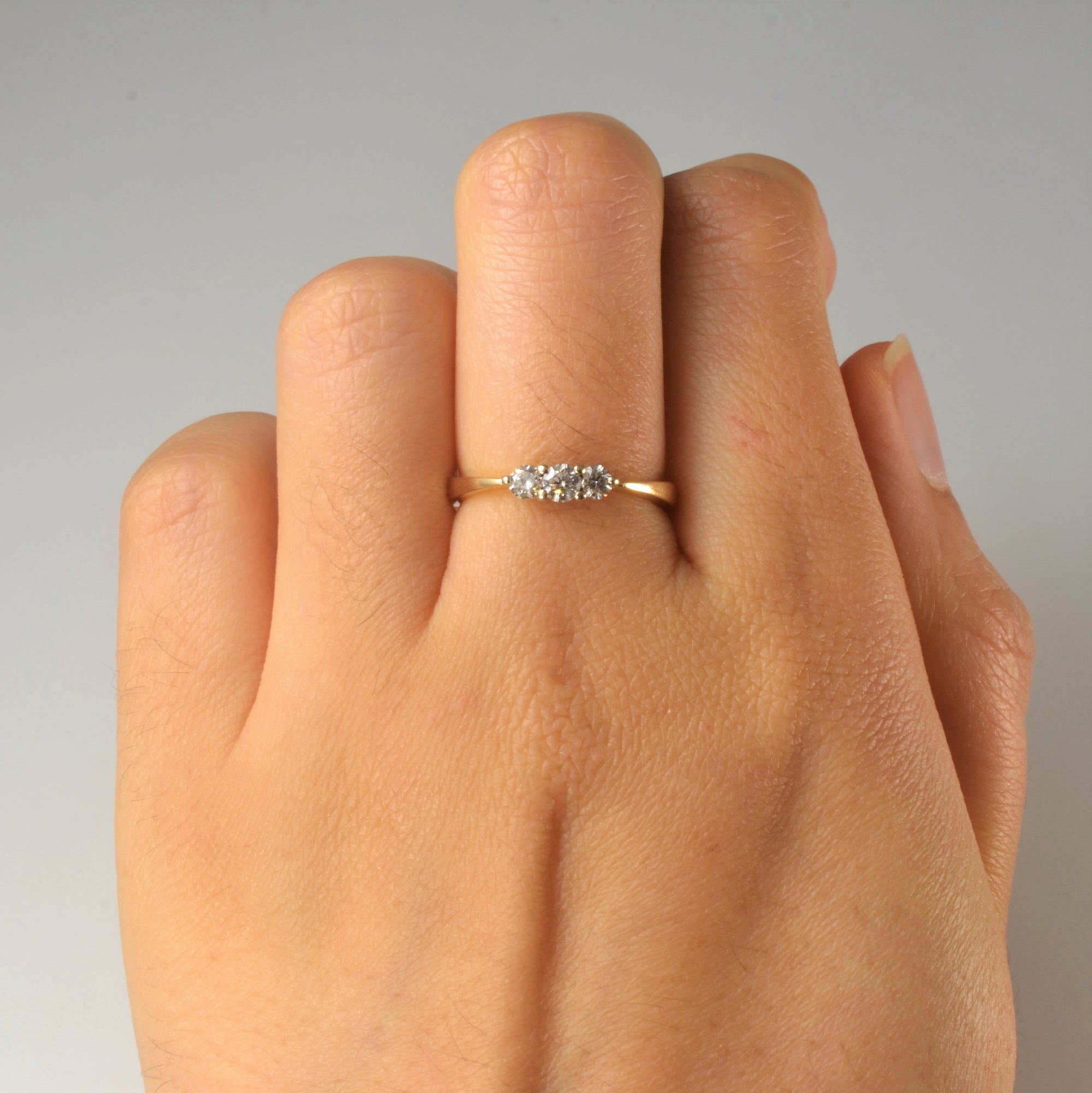 Petite Three Stone Diamond Ring | 0.25ctw | SZ 6.25 |