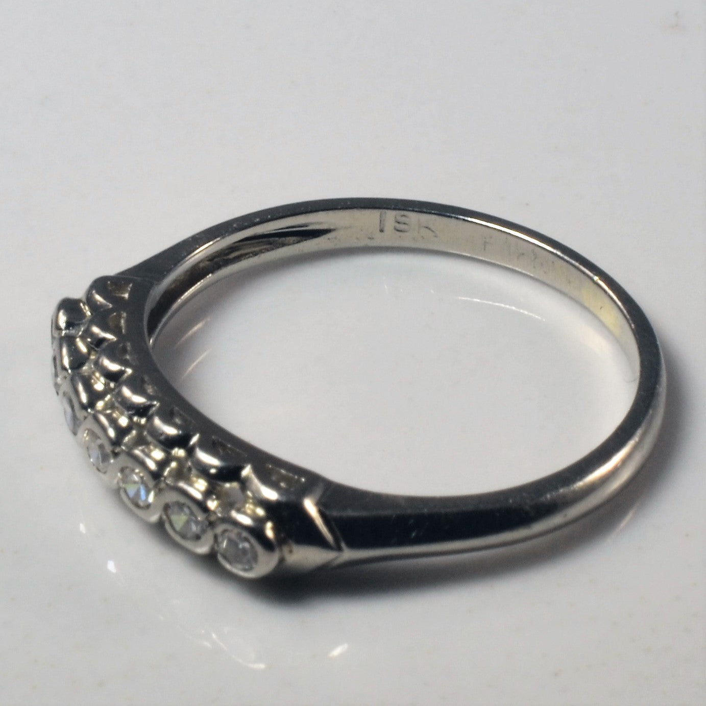 1940s Seven Stone Diamond Ring | 0.11ctw | SZ 5 |