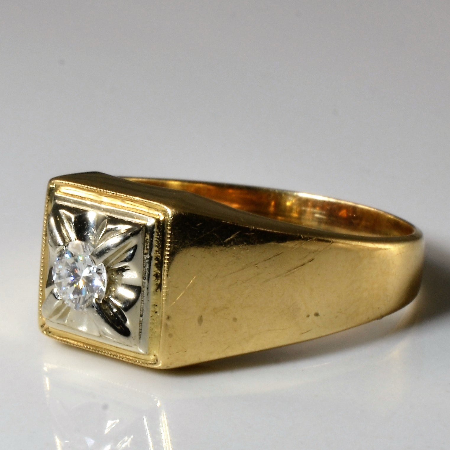 Illusion Set Tapered Diamond Ring | 0.23ct | SZ 9.5 |