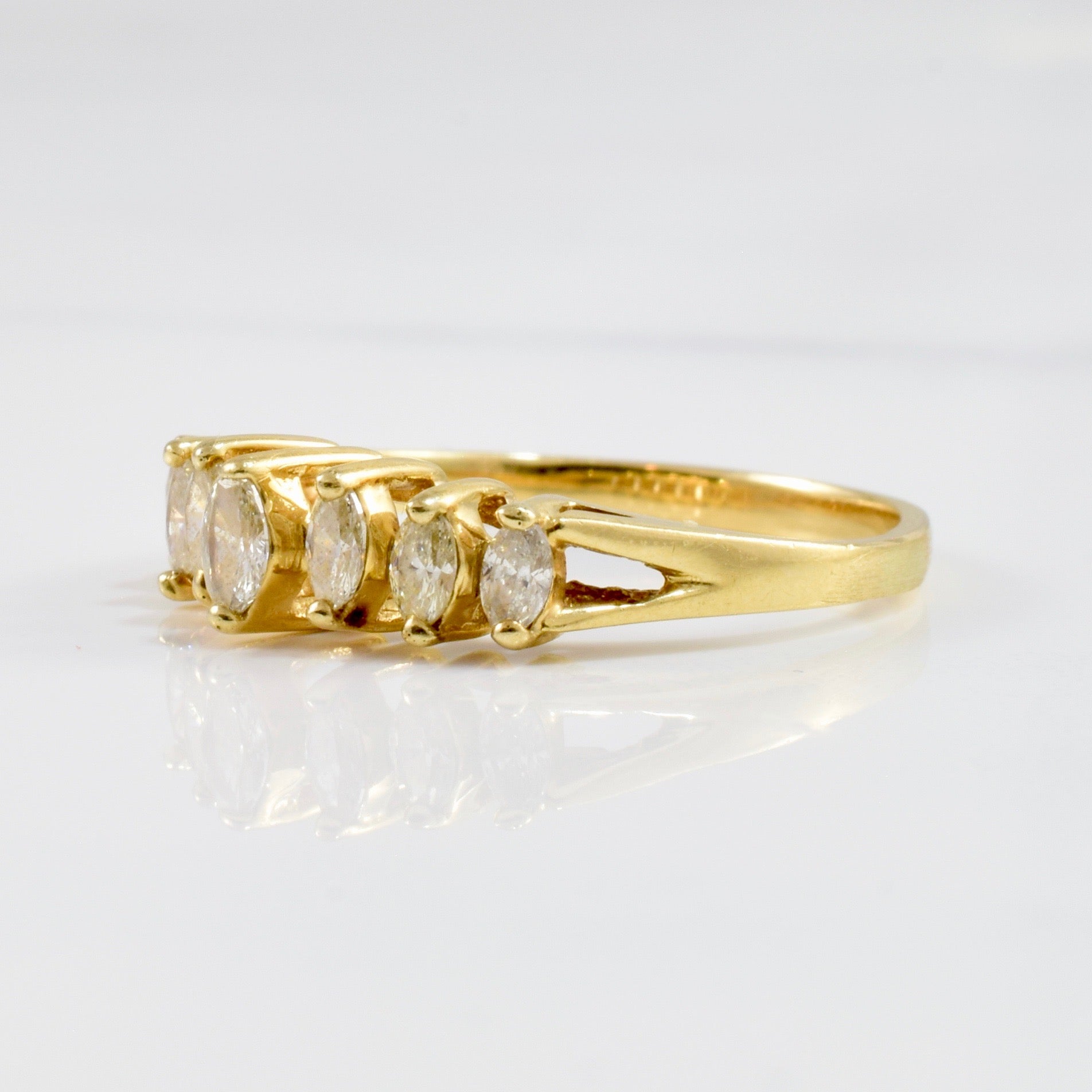 Marquise Diamond Ring | 0.25 ctw SZ 7 |