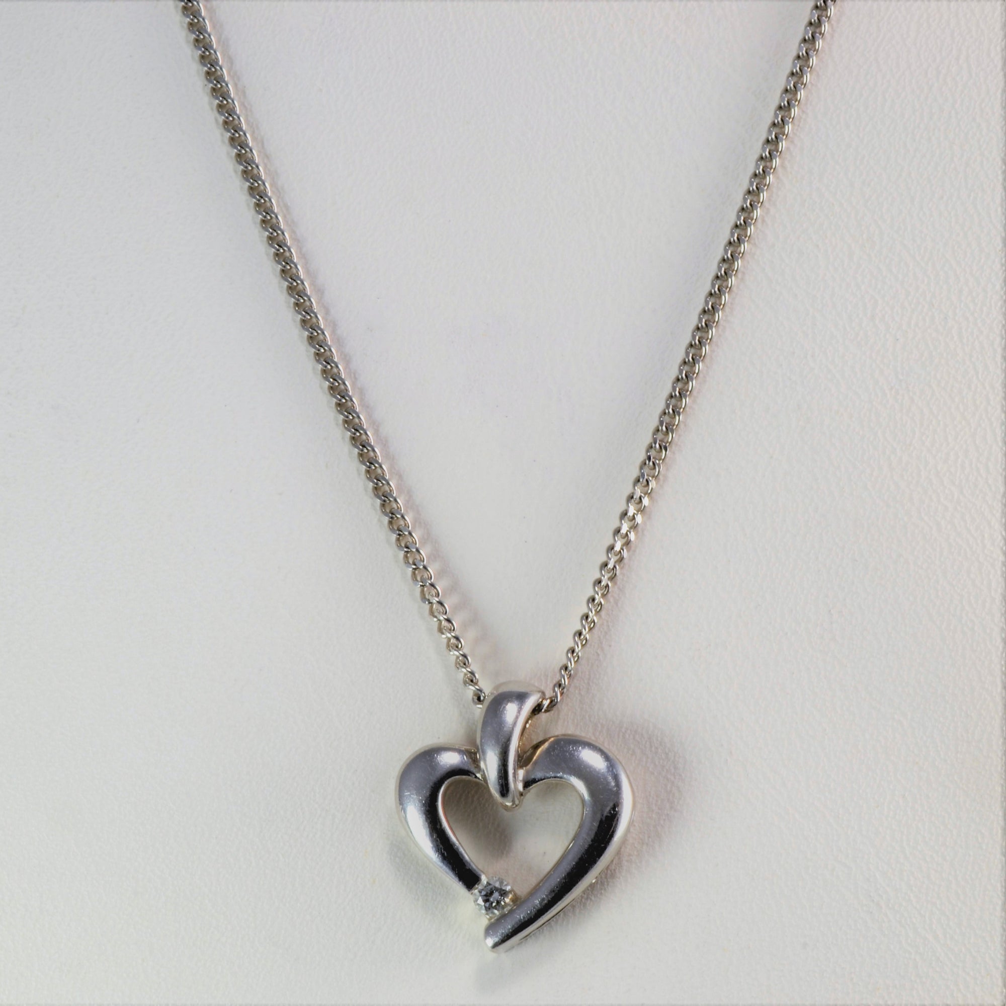 Heart Diamond Pendant Necklace | 0.05 ct, 18''|