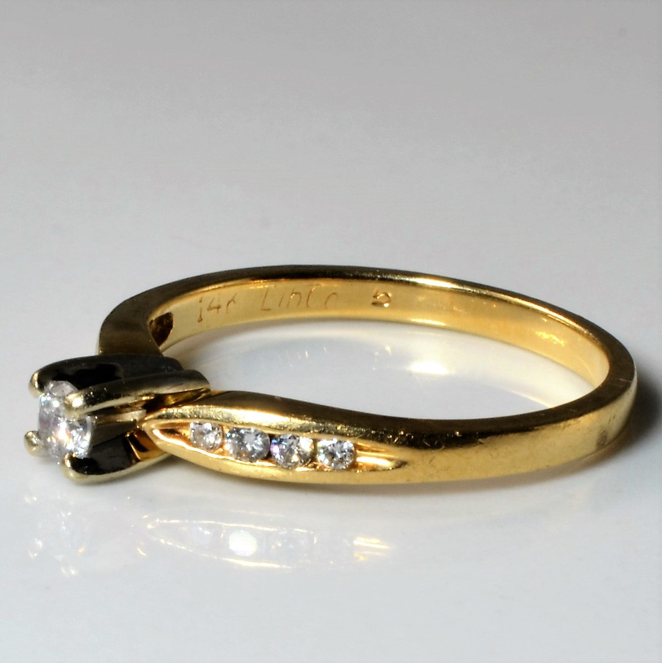 Solitaire with Accents Diamond Ring | 0.14ctw | SZ 5.75 |