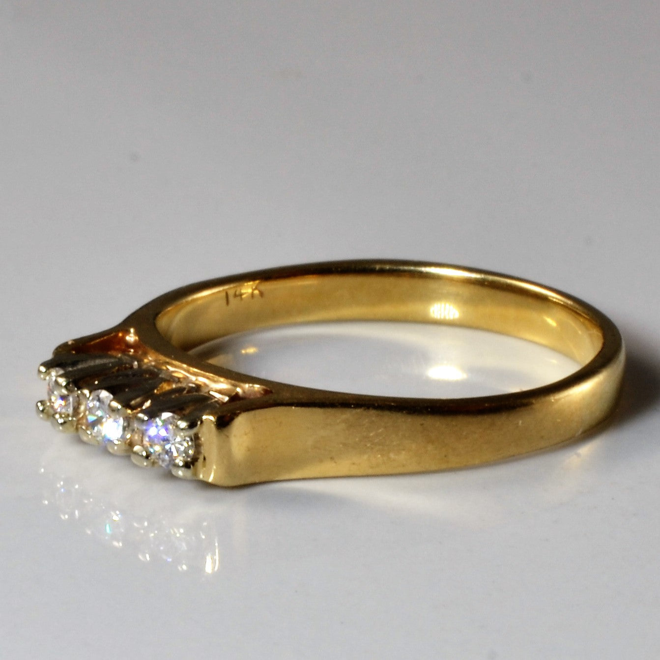 Three Stone Diamond Ring | 0.11ctw | SZ 6.25 |