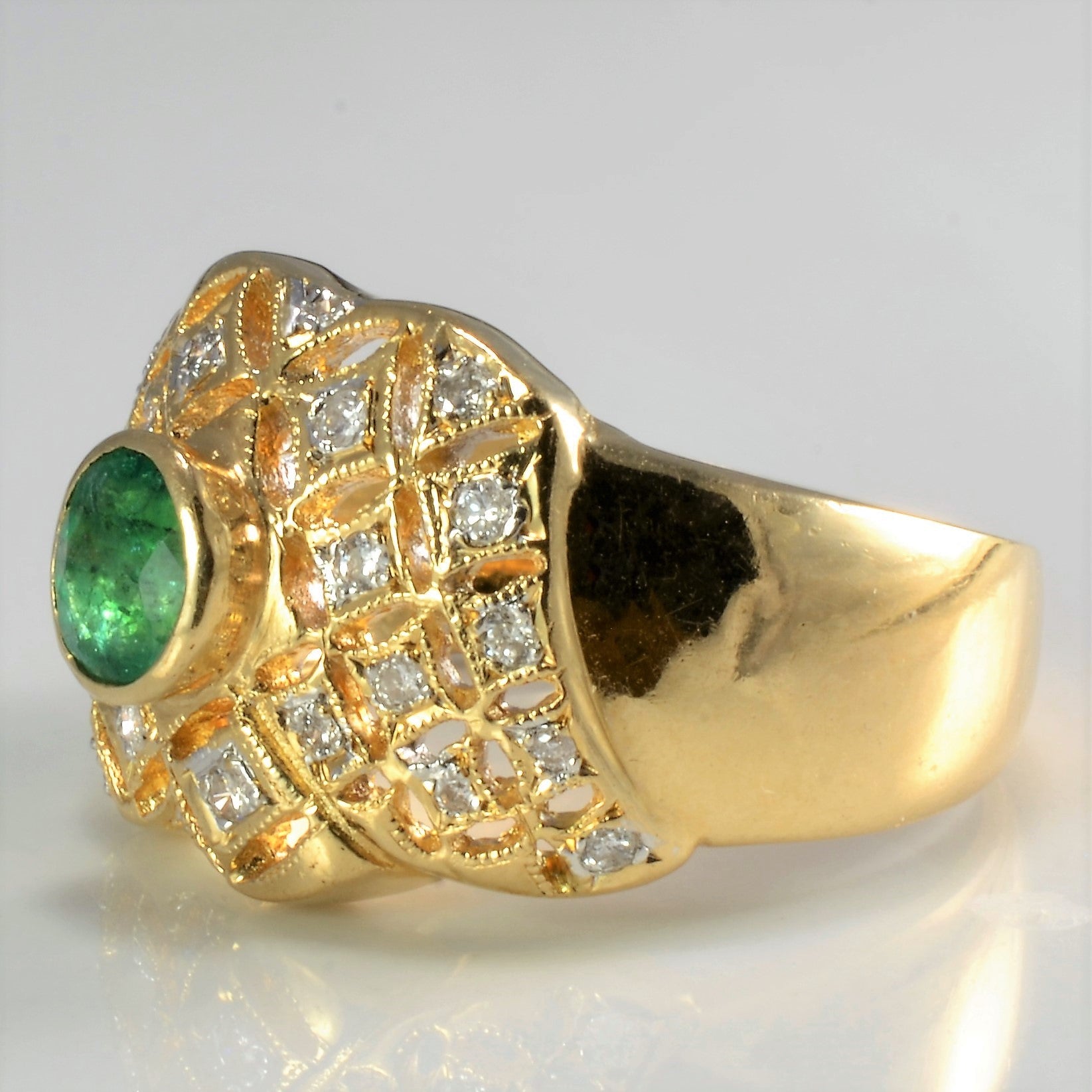 Bezel Set Emerald & Diamond Cocktail Ring | 0.20ctw, 0.39ct | SZ 6.75 |