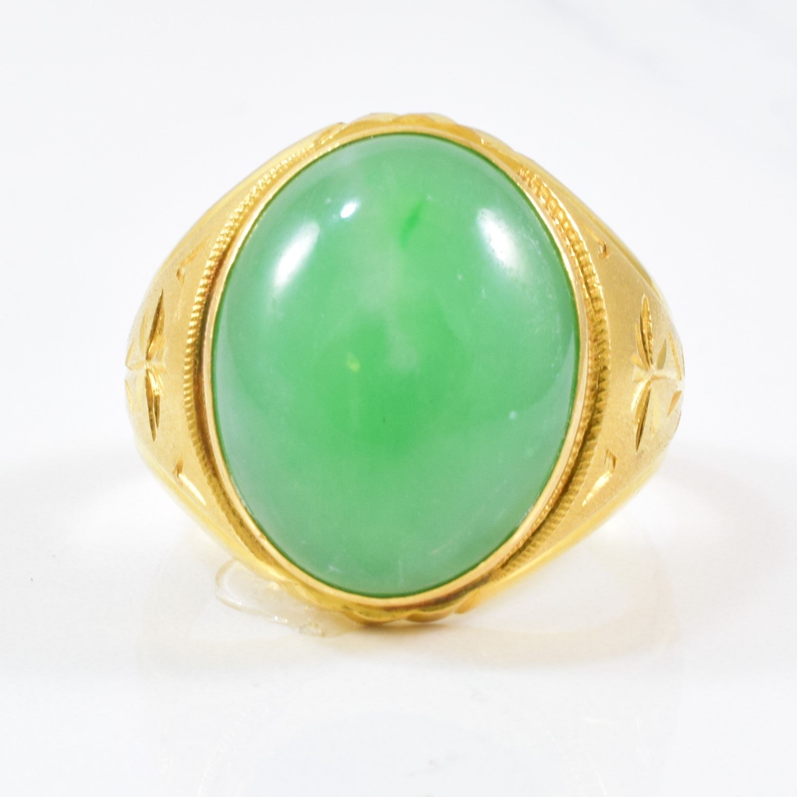 Bezel Set Jadeite Ring | 14.50ct | SZ 9.5 |