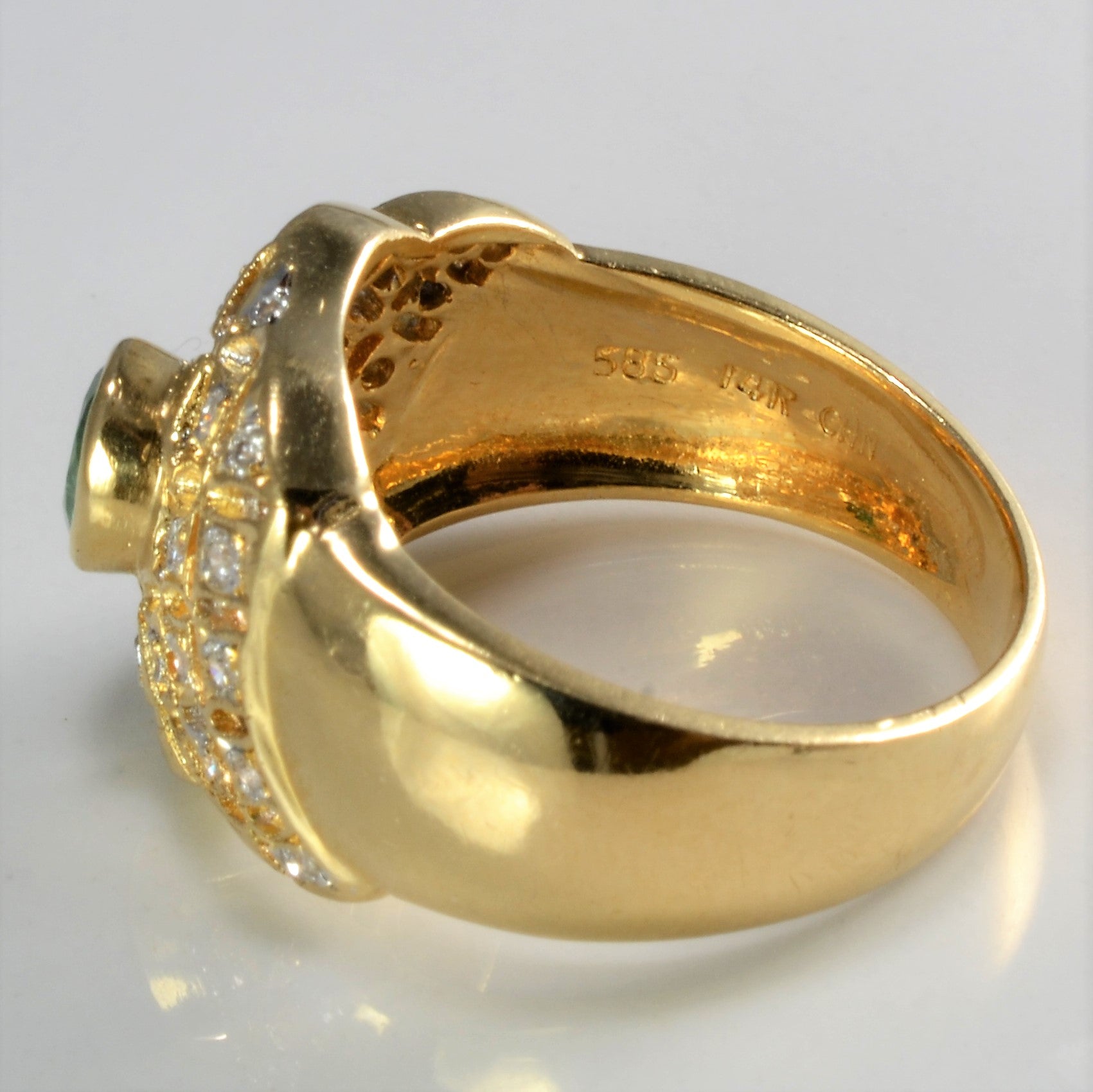 Bezel Set Emerald & Diamond Cocktail Ring | 0.20ctw, 0.39ct | SZ 6.75 |