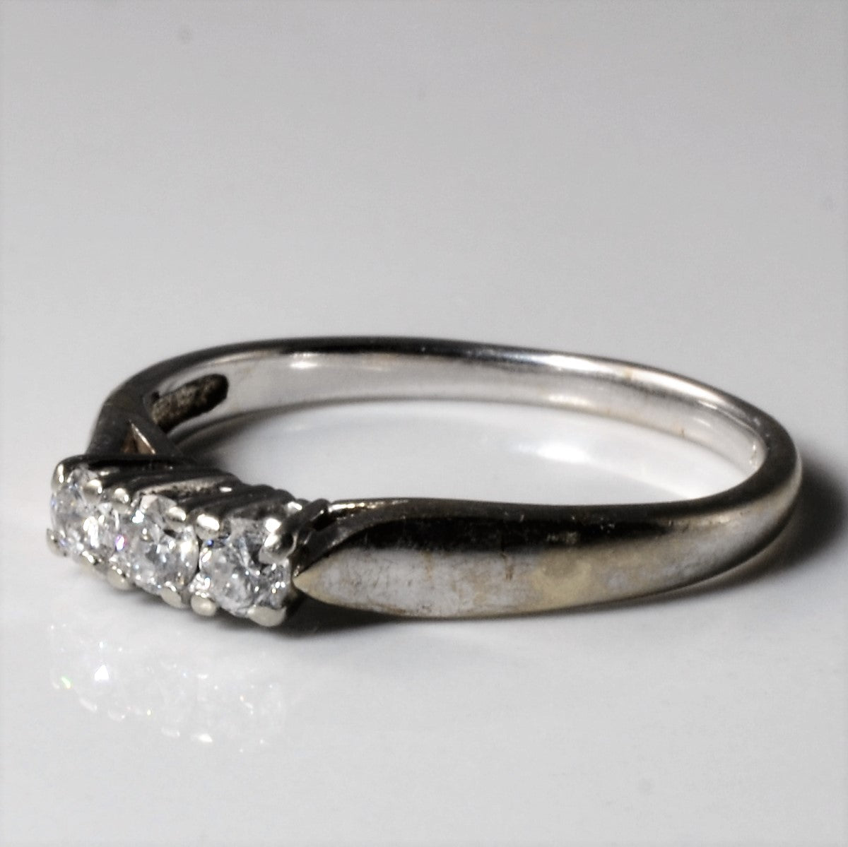 Three Stone Diamond Ring | 0.21ctw | SZ 7.25 |