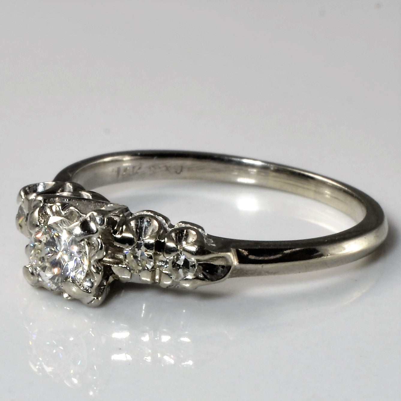 Five Stone Diamond Ring | 0.30ctw | SZ 6 |