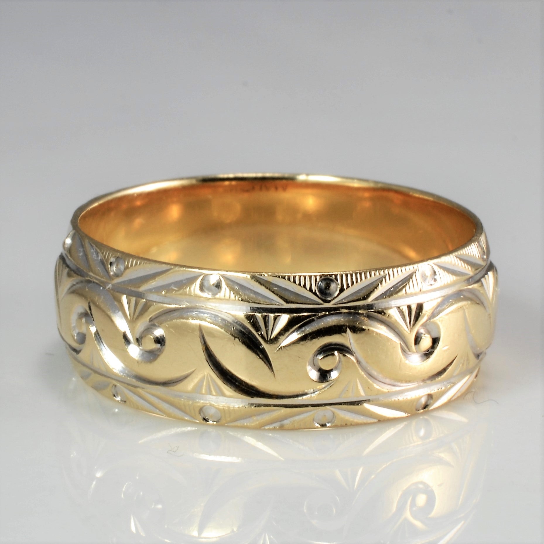 Patterned 14K Gold Wide Wedding Band | SZ 10.25 |