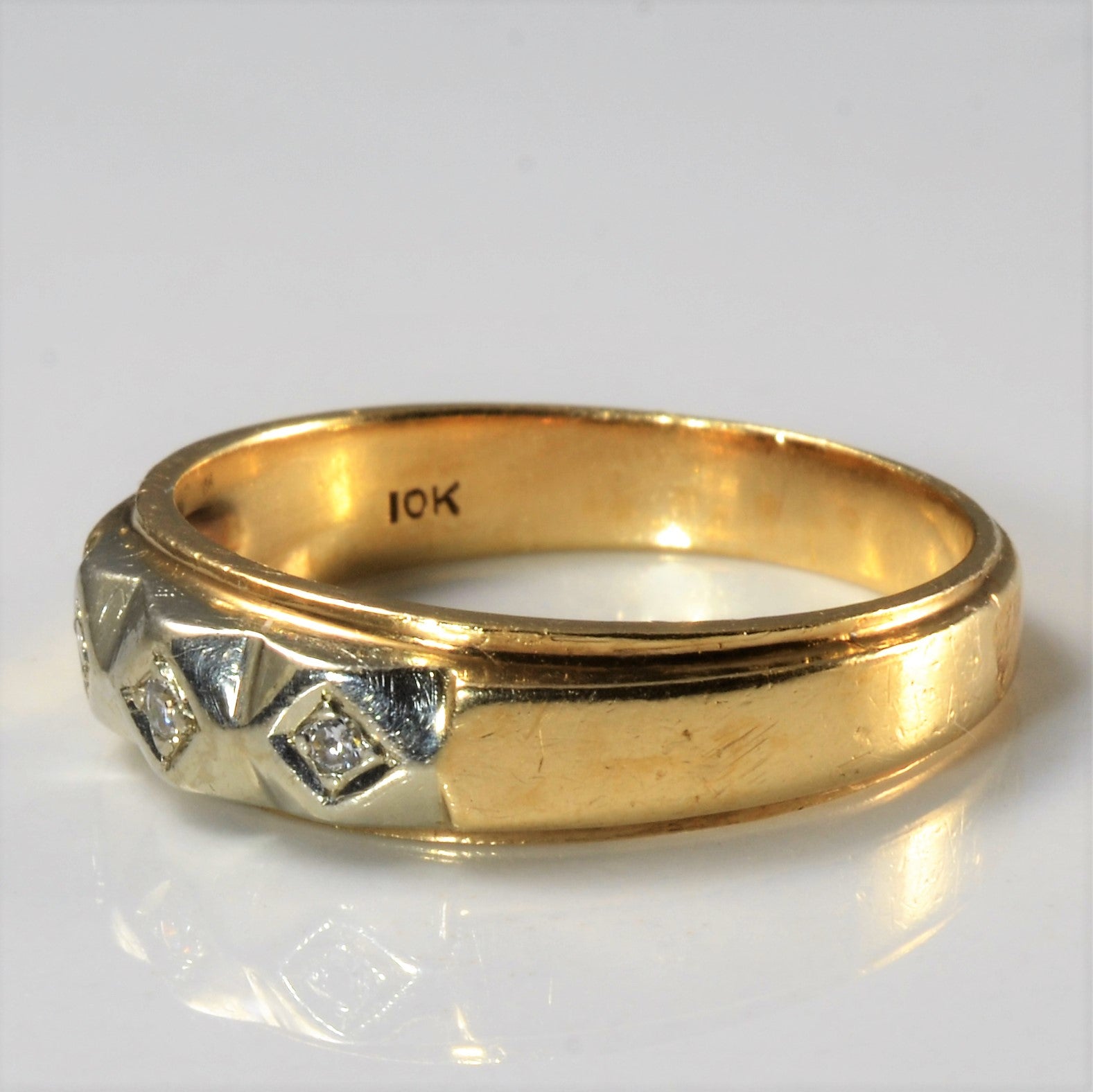 Gypsy Set Three Stone Diamond Ring | 0.03ctw | SZ 9.5 |
