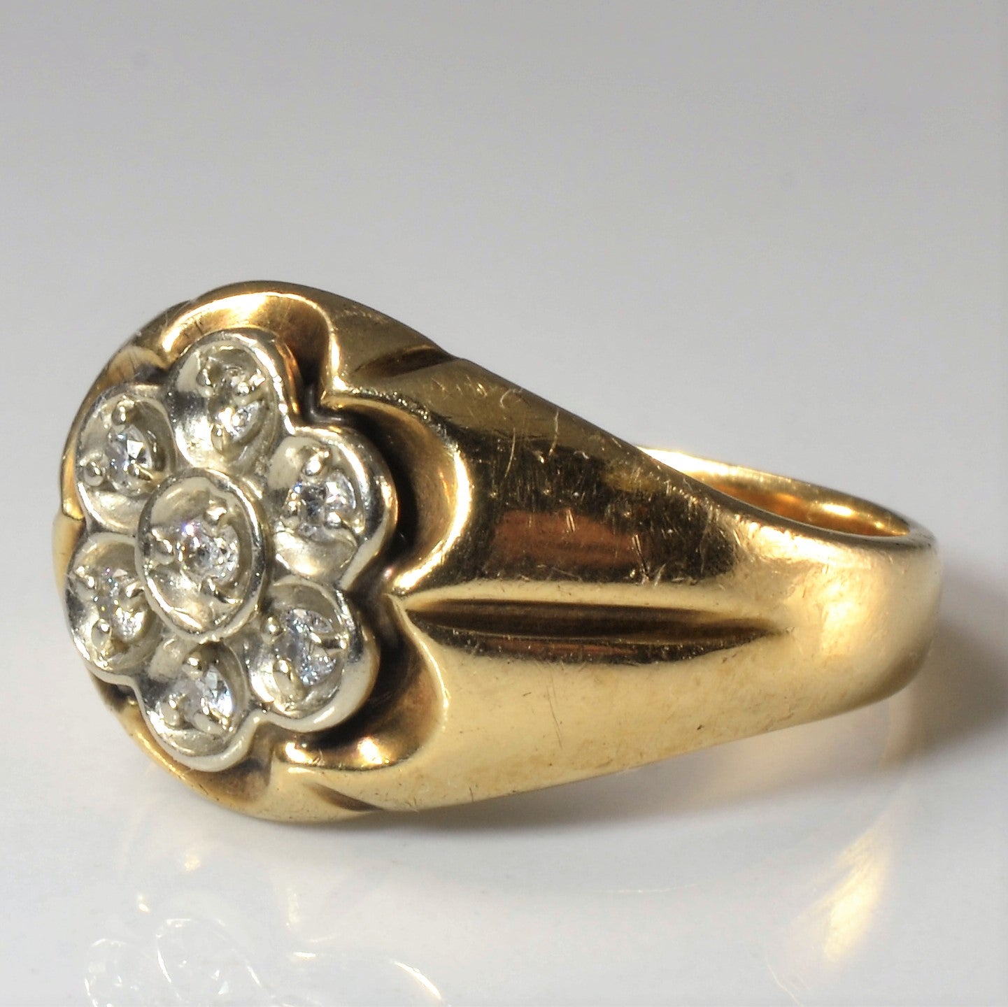 Diamond Inset Flower Ring | 0.09ctw | SZ 8.75 |