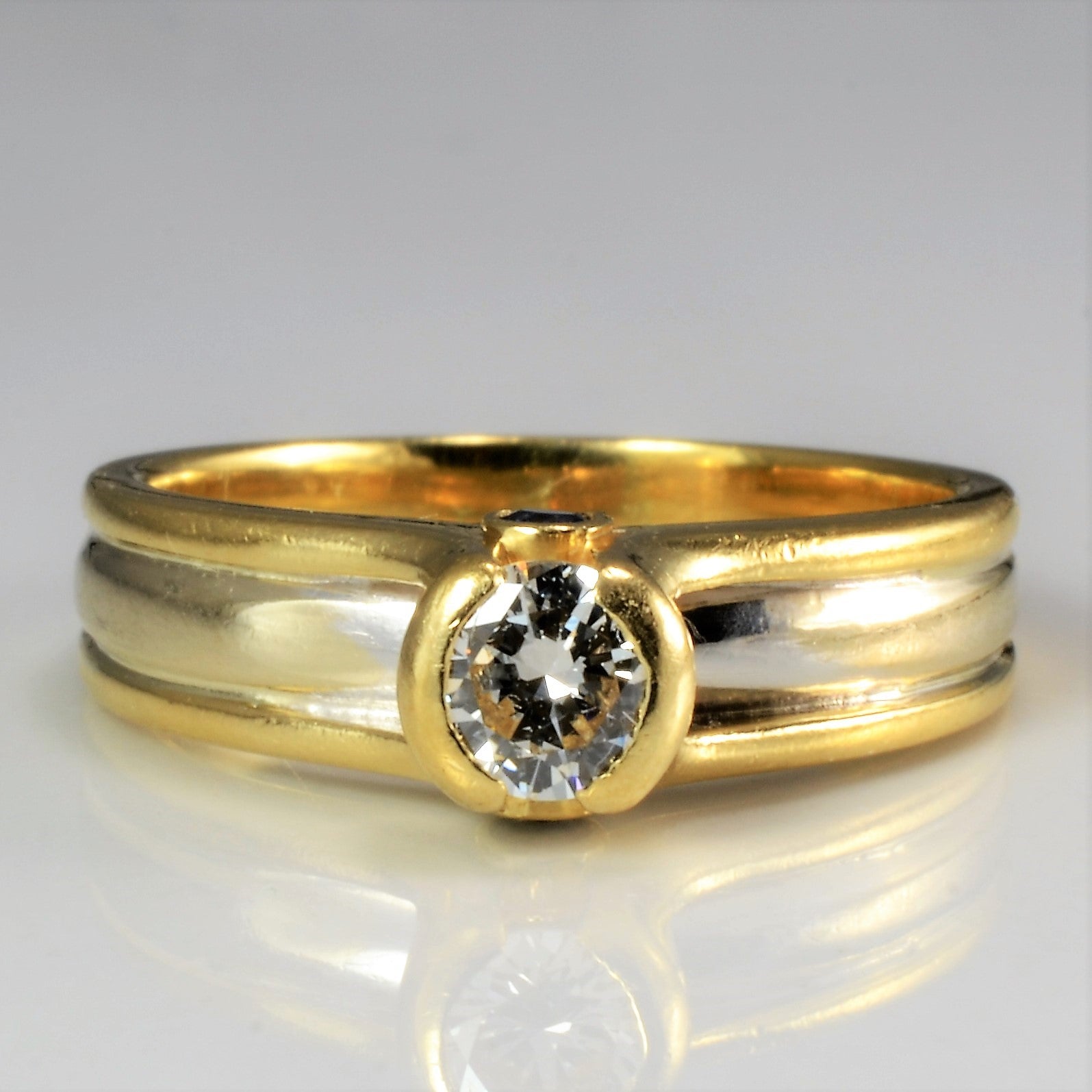 Semi Bezel Diamond & Sapphire Engagement Ring | 0.30 ct, SZ 5 |