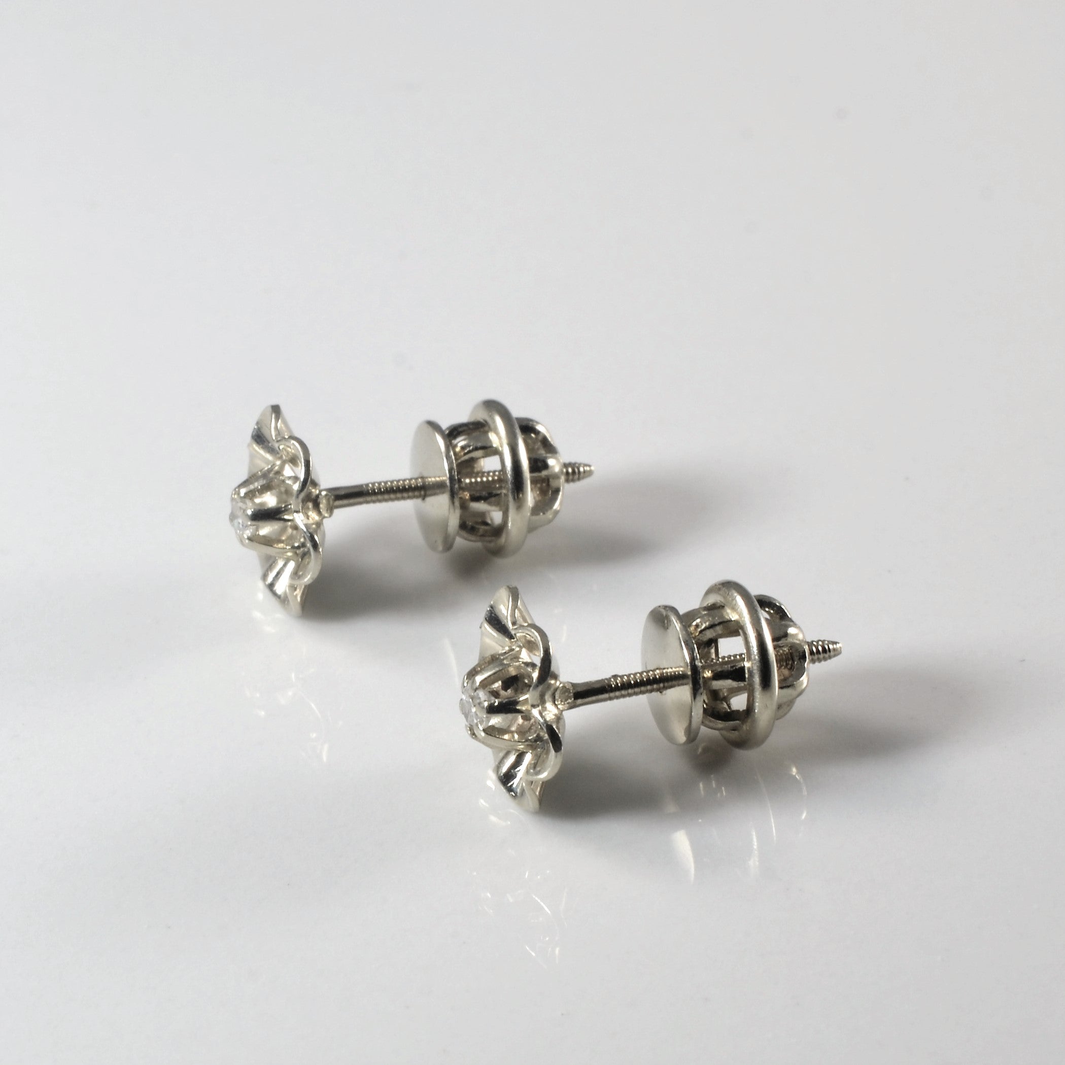 Diamond Flower Studs | 0.07ctw |