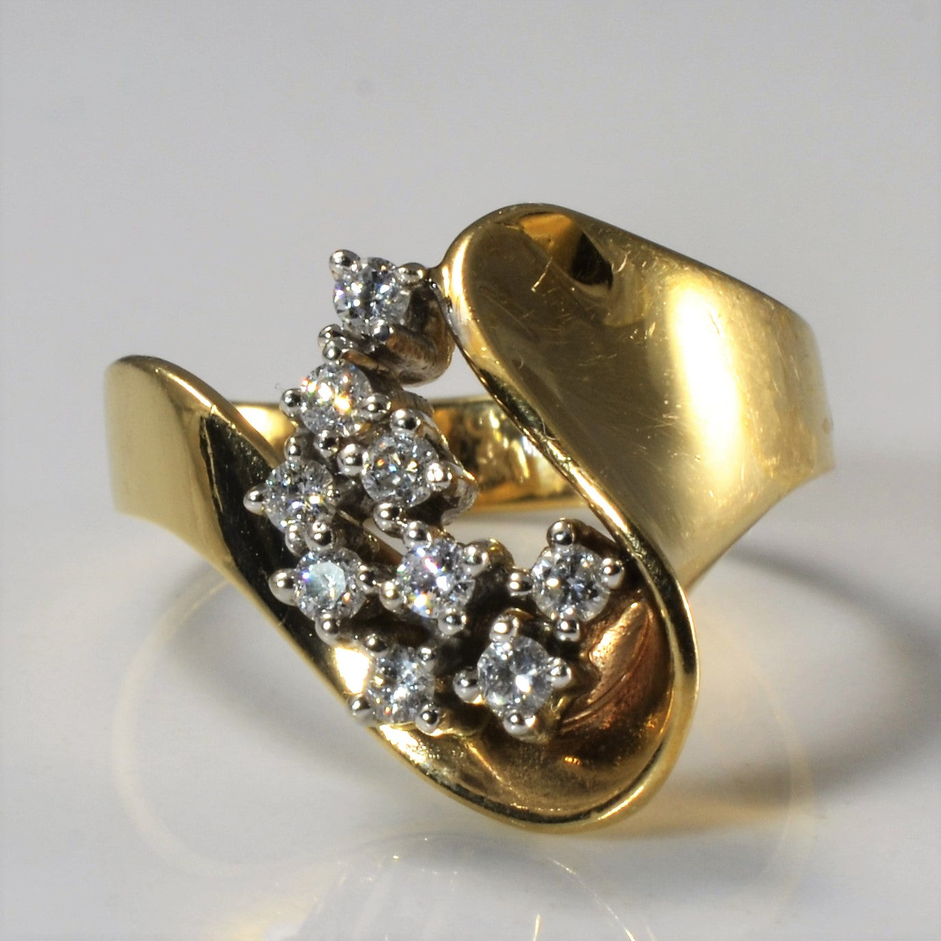 Abstract Diamond Swoop Ring | 0.18ctw | SZ 6.75 |
