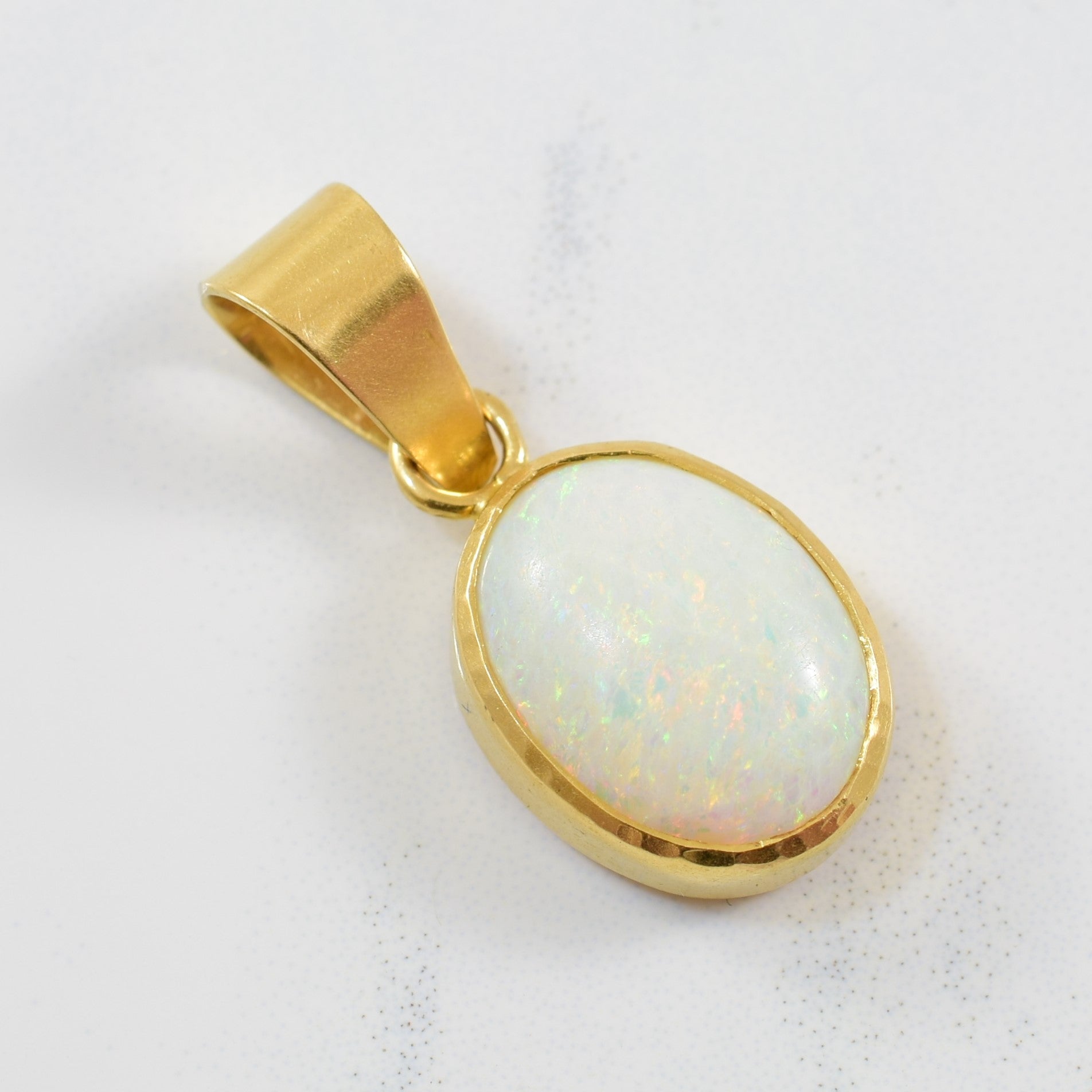 Oval Opal Pendant | 4.00ct |