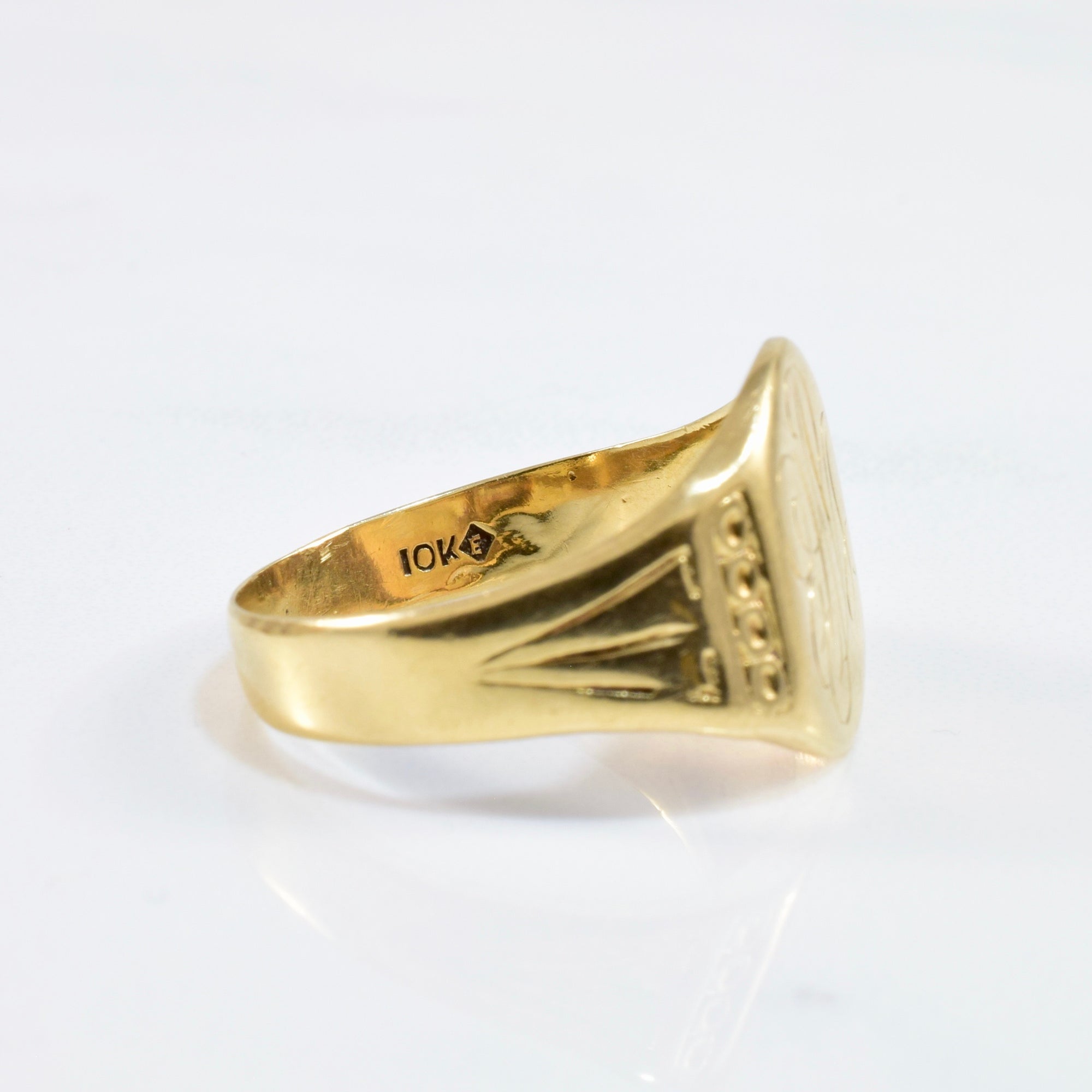 Vintage Signet Ring | SZ 9.25 |