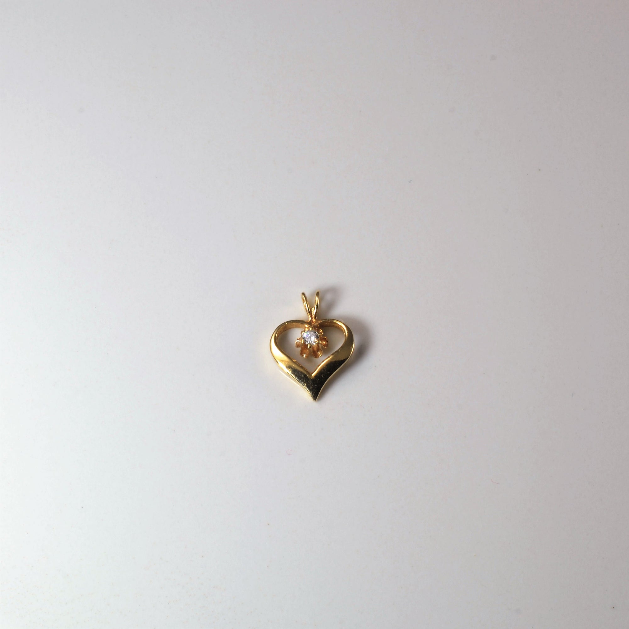 Solitaire Diamond Heart Pendant | 0.05ct |